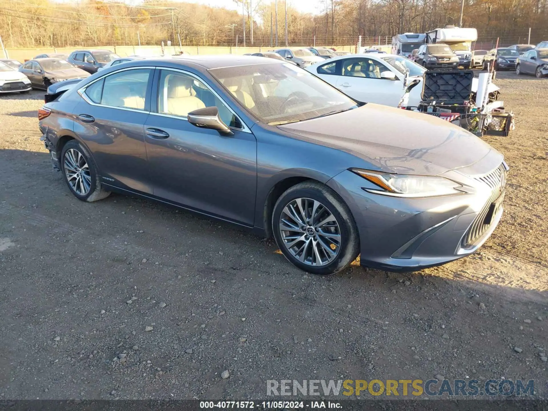 1 Photograph of a damaged car JTHB21B15K2045150 LEXUS ES 300H 2019