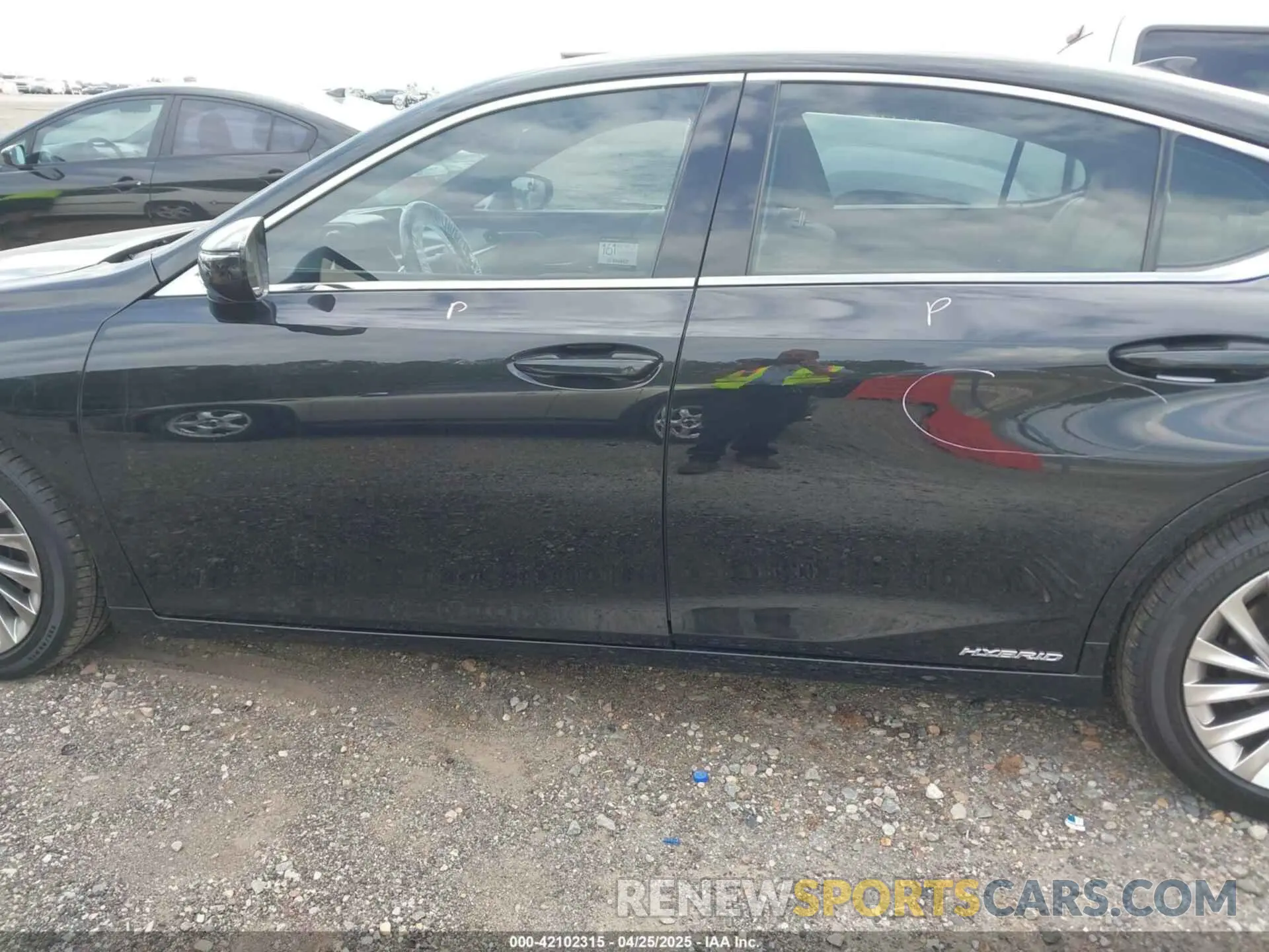 15 Photograph of a damaged car JTHB21B18K2024051 LEXUS ES 300H 2019
