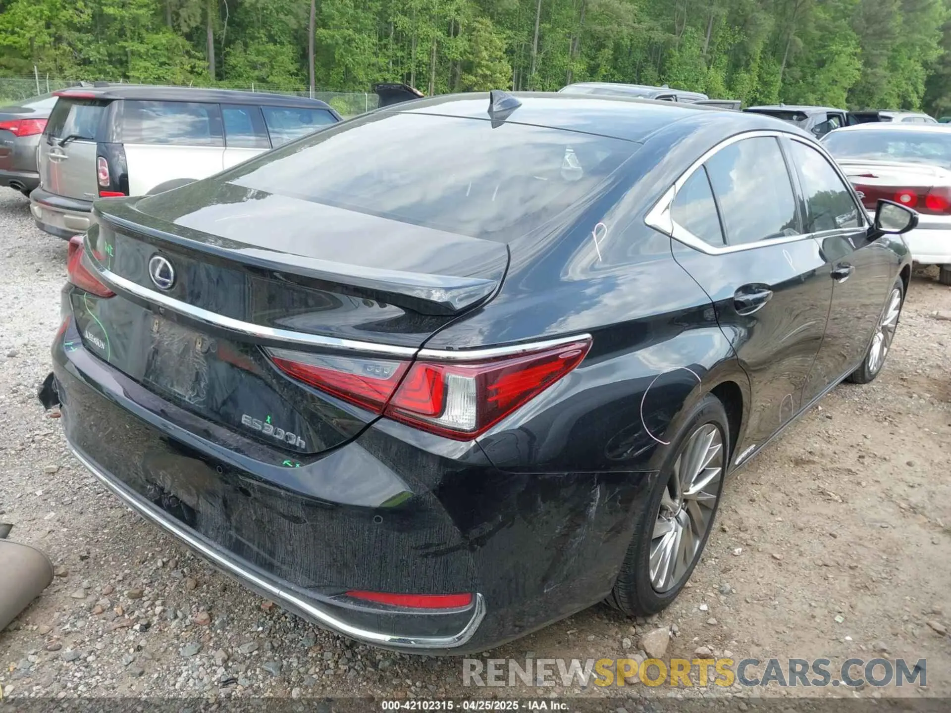 4 Photograph of a damaged car JTHB21B18K2024051 LEXUS ES 300H 2019