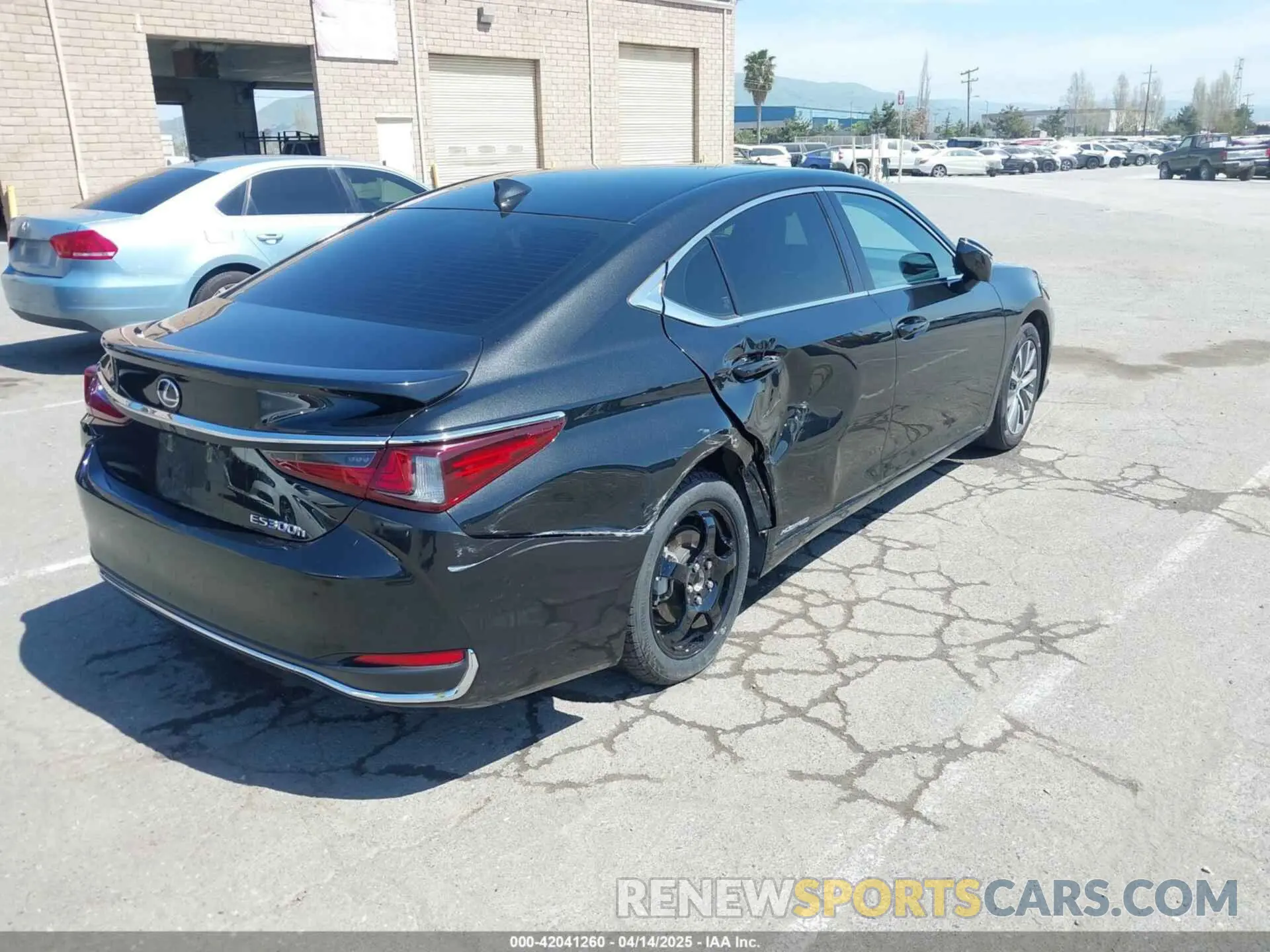 6 Photograph of a damaged car JTHB21B19K2012264 LEXUS ES 300H 2019