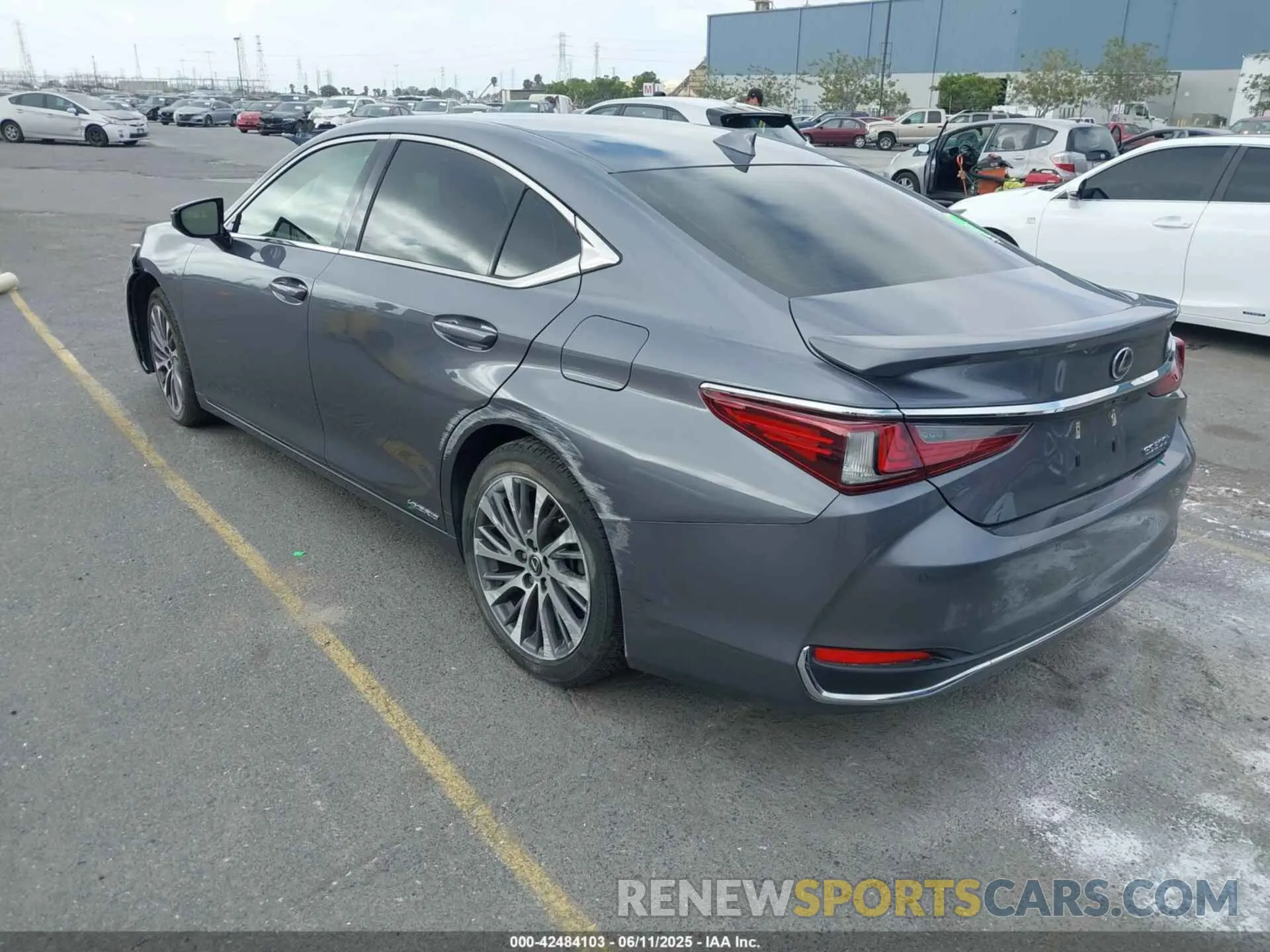6 Photograph of a damaged car JTHB21B19K2022809 LEXUS ES 300H 2019