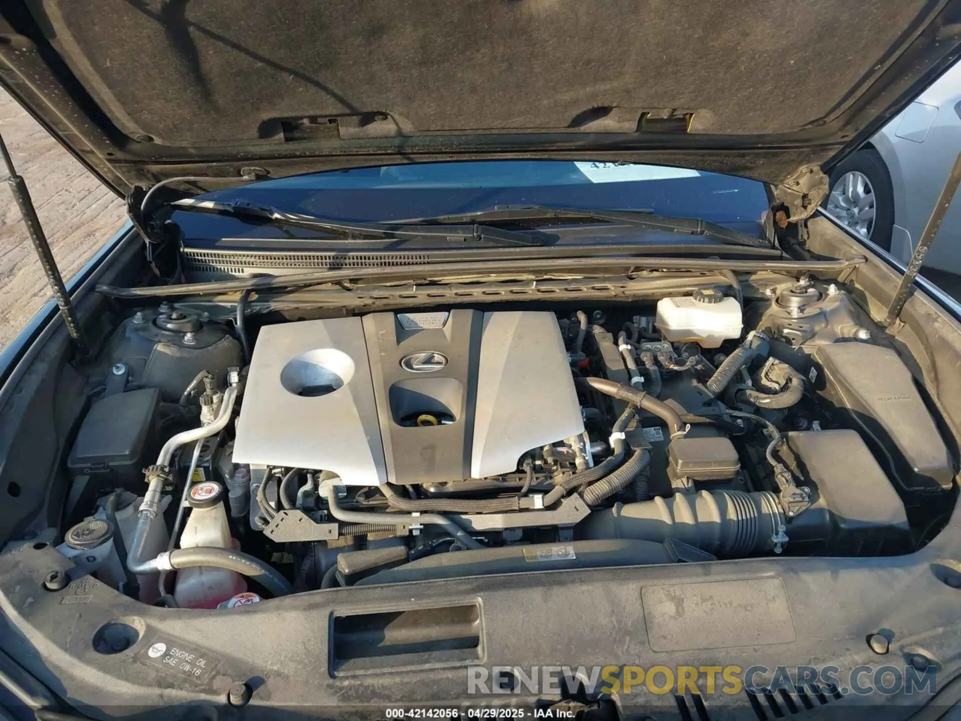 10 Photograph of a damaged car JTHB21B1XK2016825 LEXUS ES 300H 2019