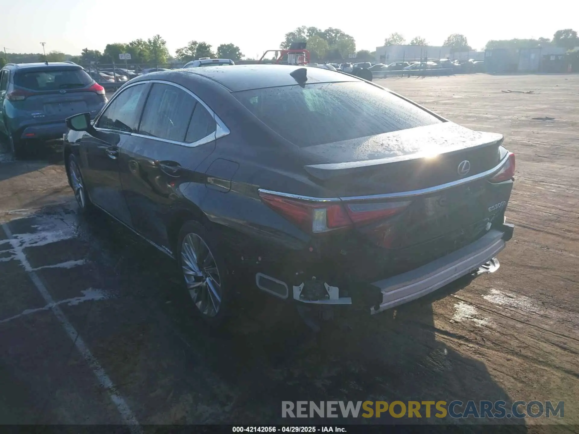 3 Photograph of a damaged car JTHB21B1XK2016825 LEXUS ES 300H 2019