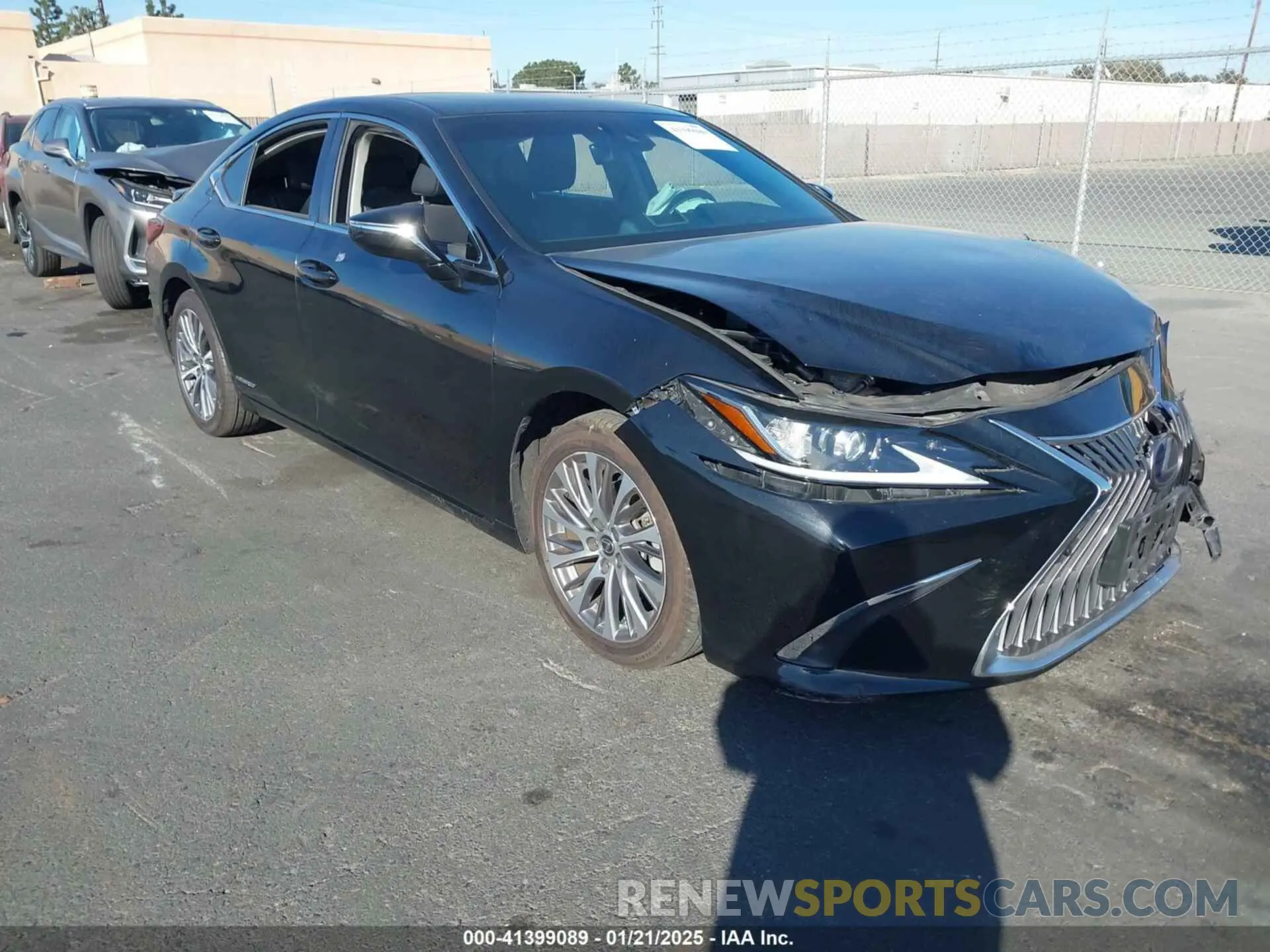 1 Photograph of a damaged car 58AD21B15LU005820 LEXUS ES 300H 2020