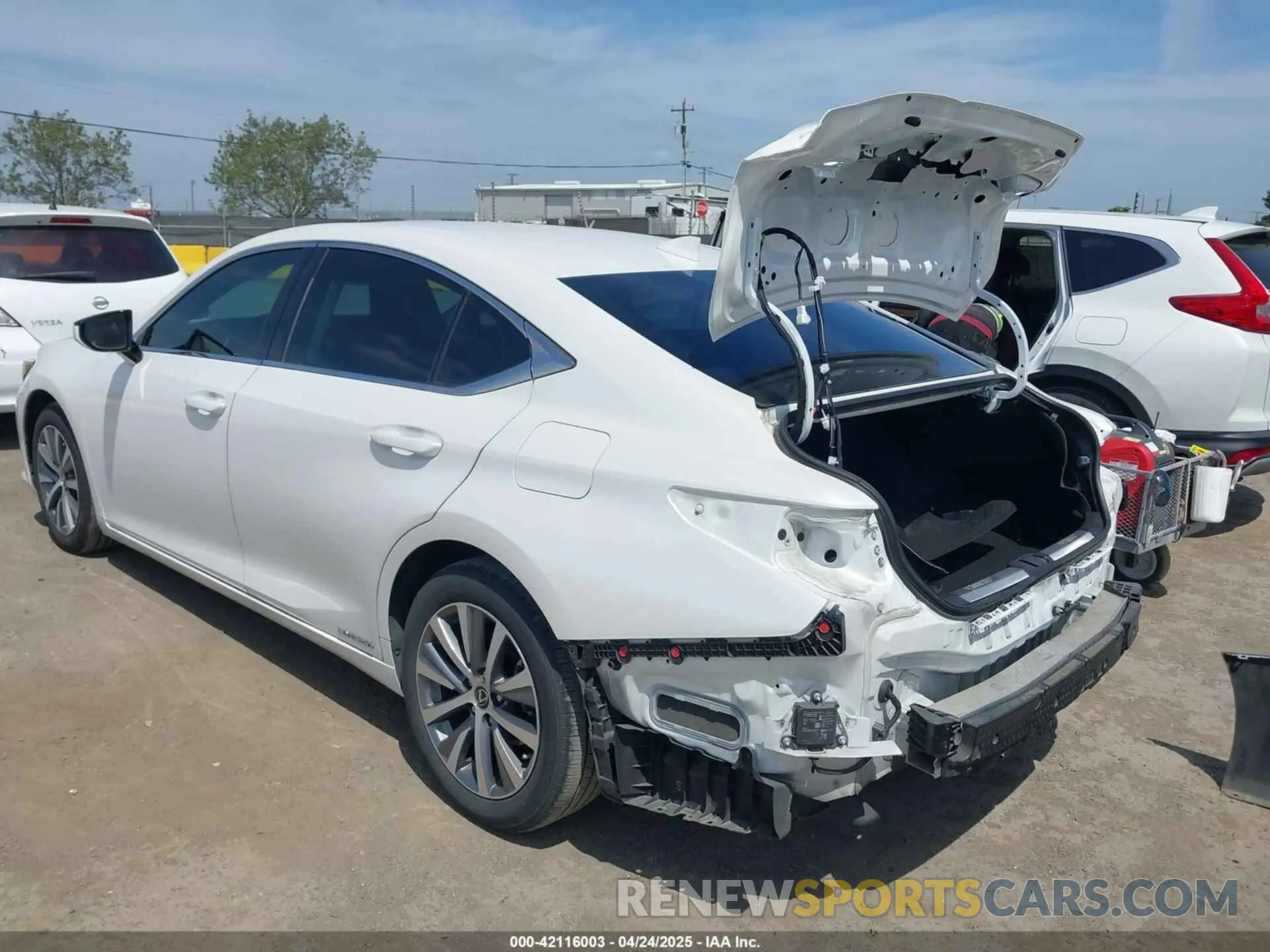 3 Photograph of a damaged car 58AD21B18LU004855 LEXUS ES 300H 2020