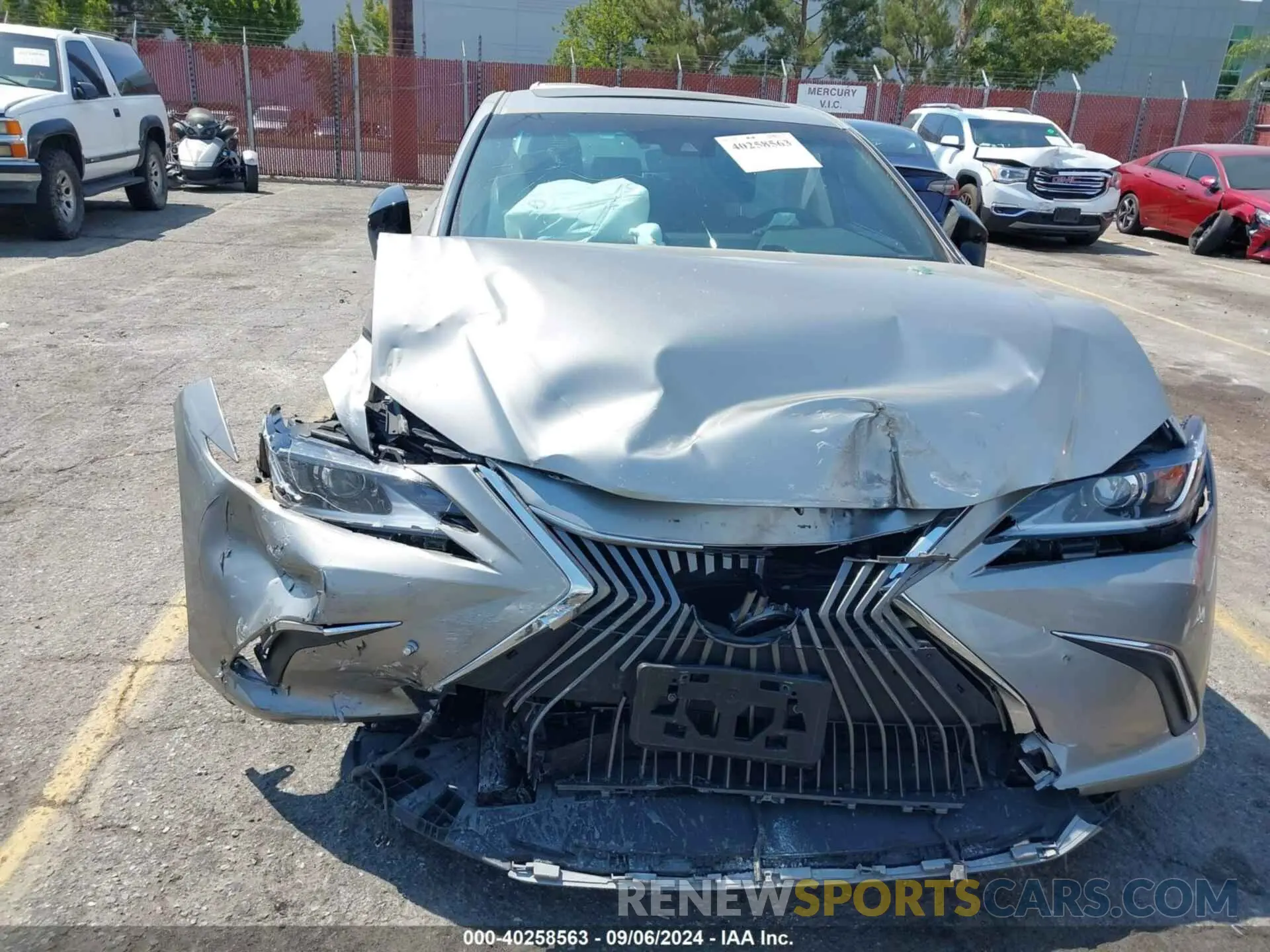12 Photograph of a damaged car 58ACA1C11MU001956 LEXUS ES 300H 2021