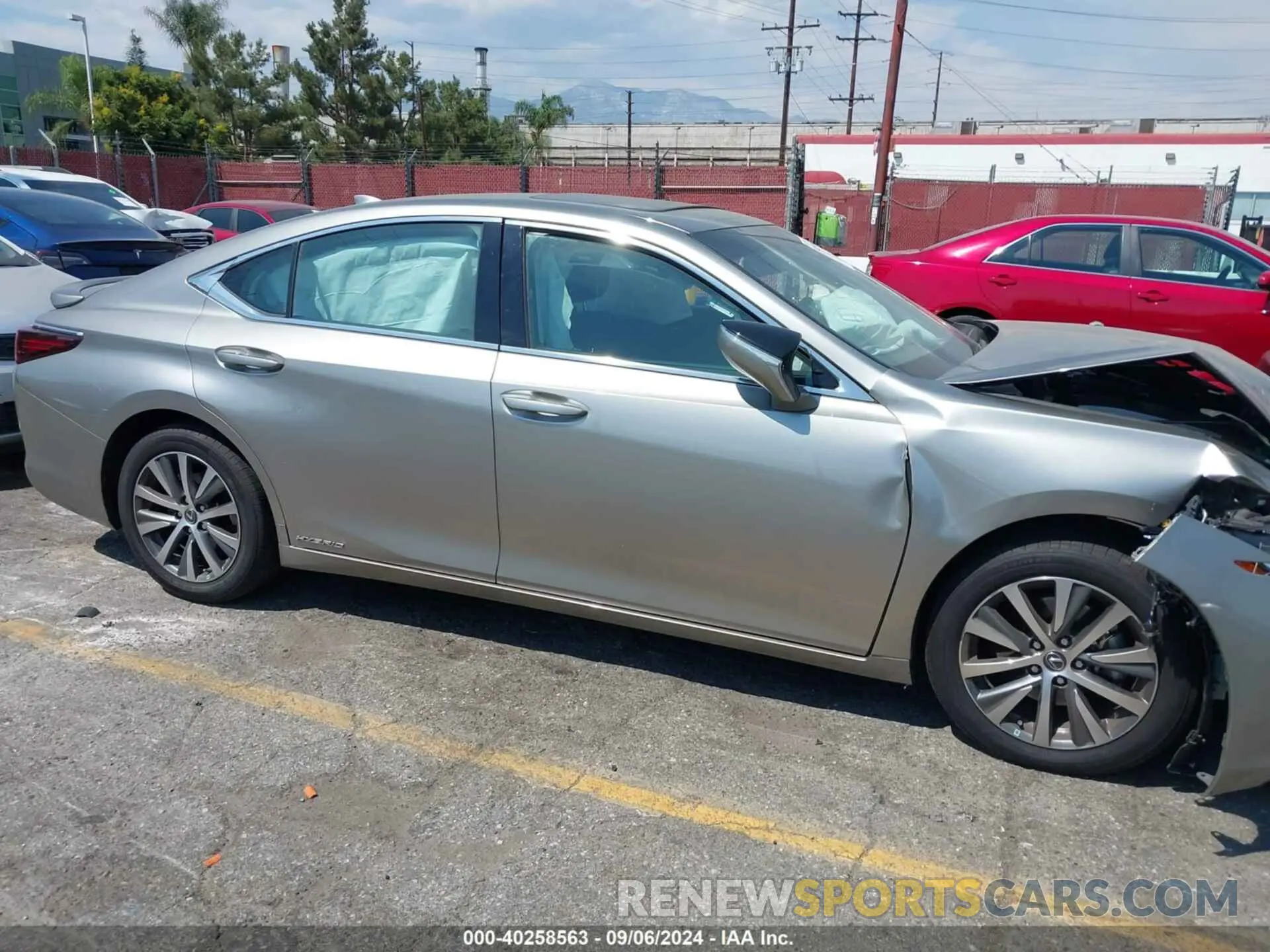 13 Photograph of a damaged car 58ACA1C11MU001956 LEXUS ES 300H 2021