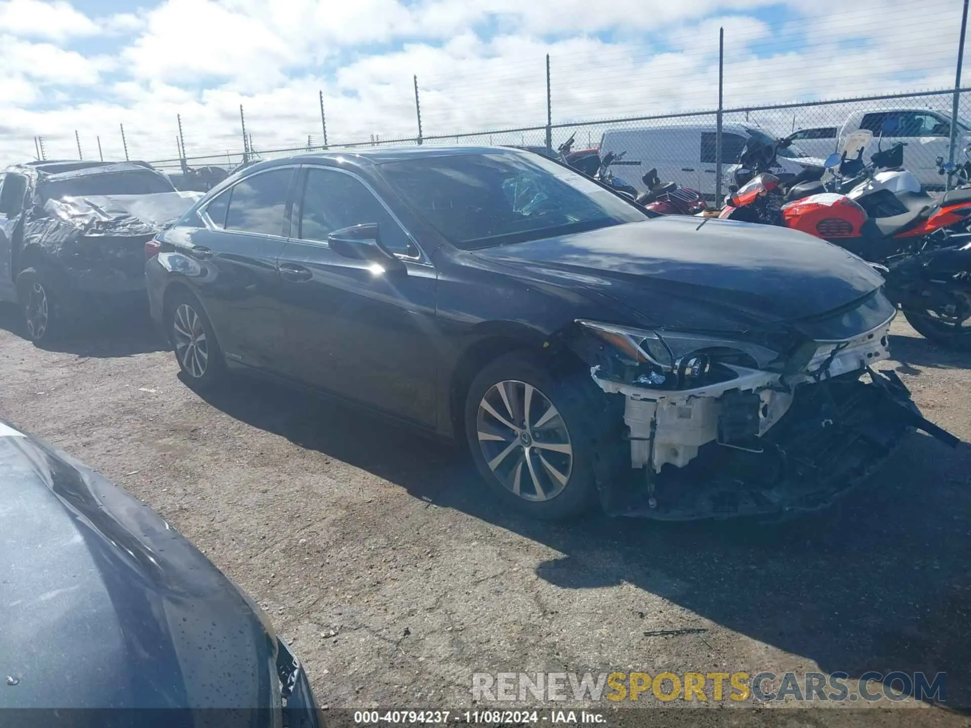 1 Photograph of a damaged car 58ACA1C1XMU005083 LEXUS ES 300H 2021