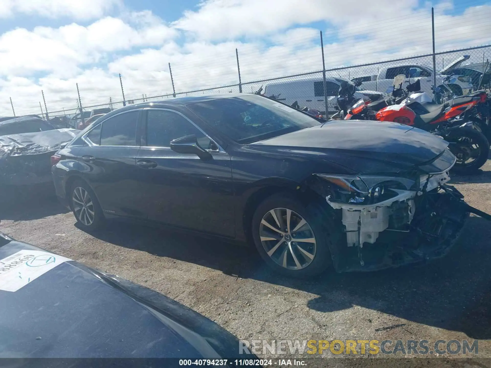 13 Photograph of a damaged car 58ACA1C1XMU005083 LEXUS ES 300H 2021