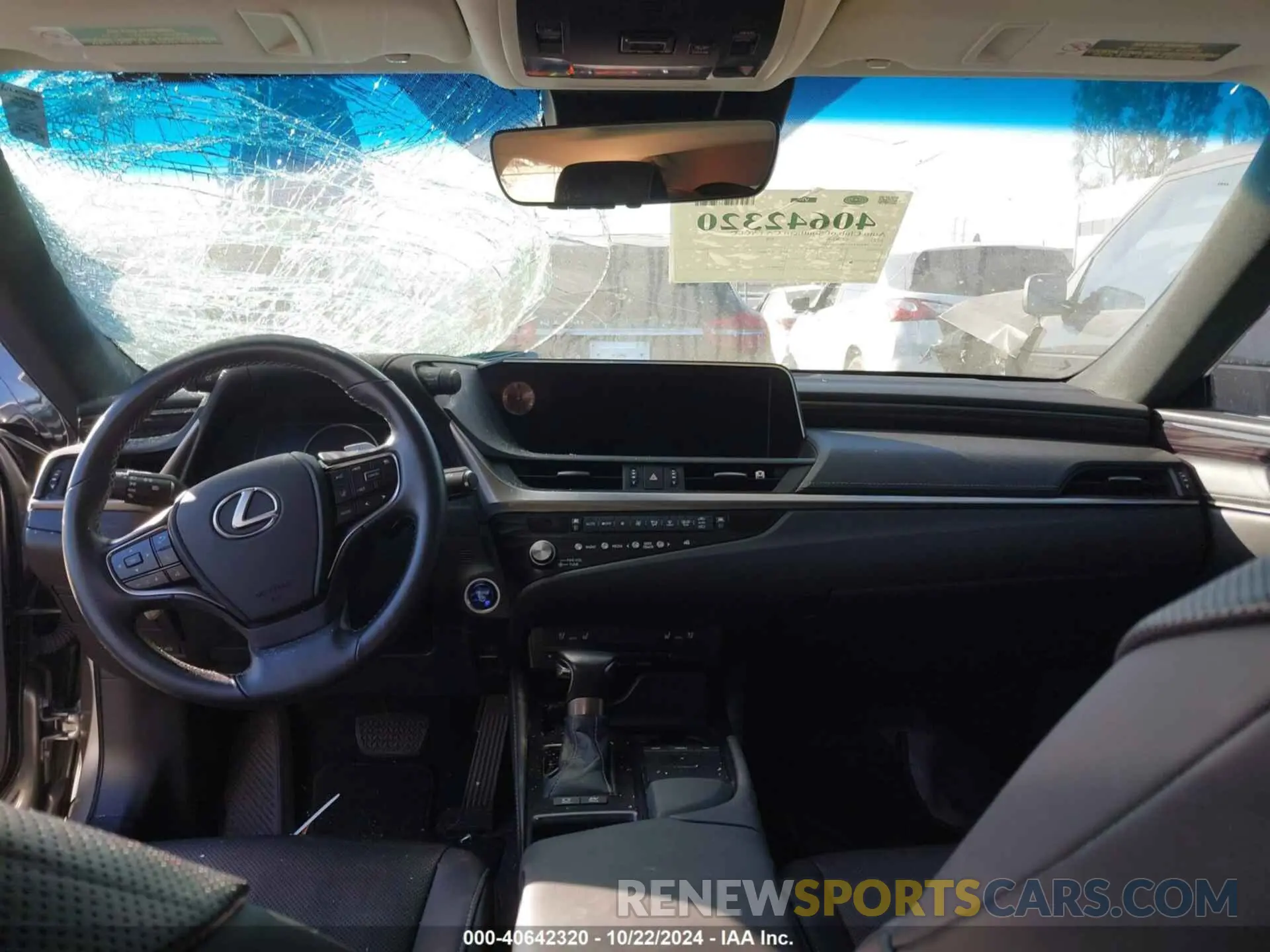 22 Photograph of a damaged car 58ADA1C12MU001260 LEXUS ES 300H 2021