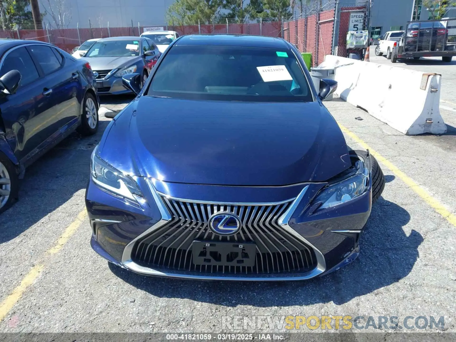 12 Photograph of a damaged car 58ADA1C16MU008101 LEXUS ES 300H 2021