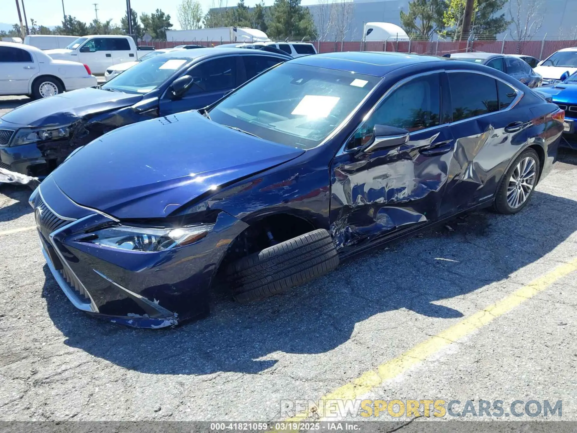 2 Photograph of a damaged car 58ADA1C16MU008101 LEXUS ES 300H 2021