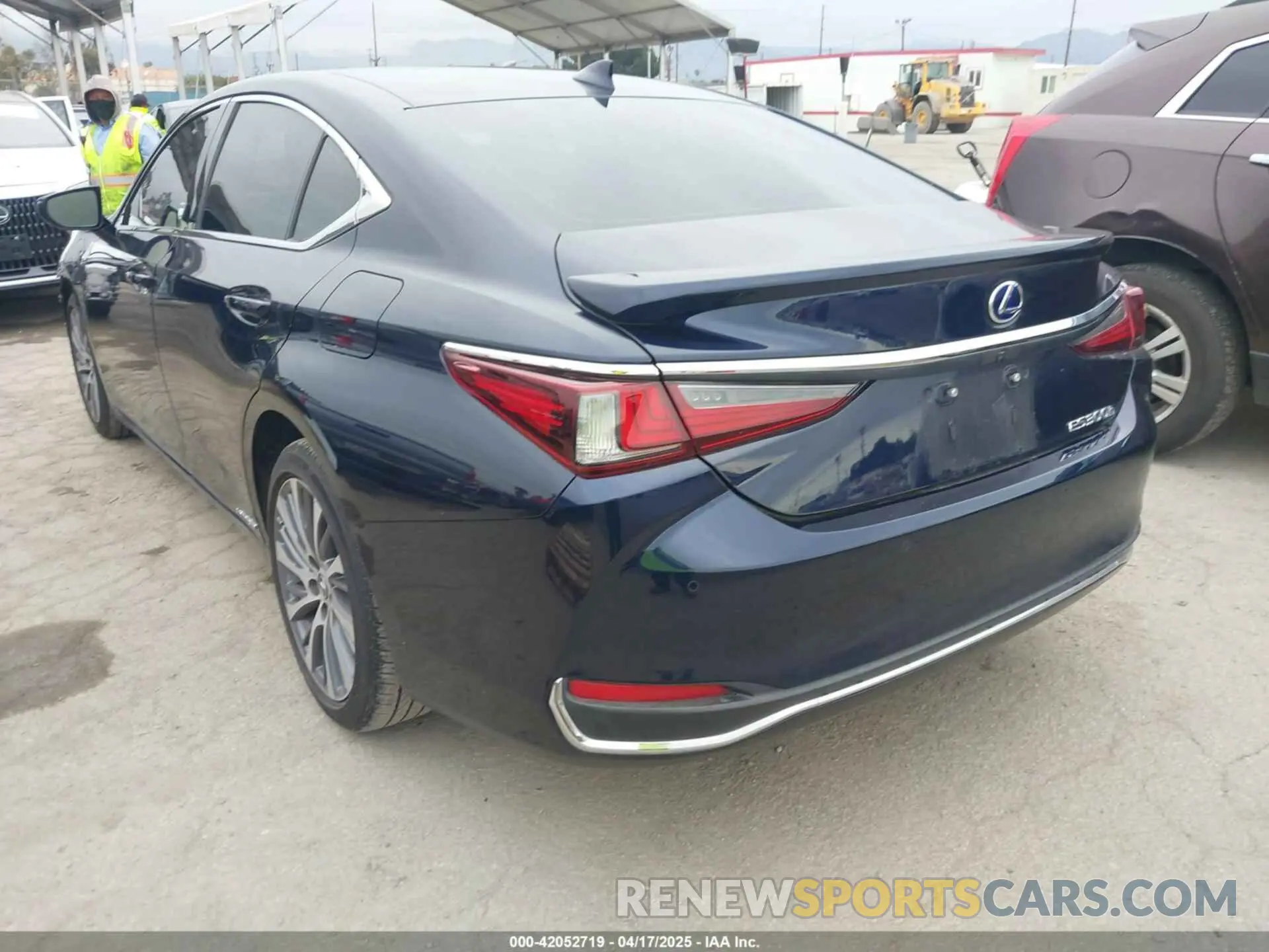 3 Photograph of a damaged car 58ADA1C19MU012790 LEXUS ES 300H 2021