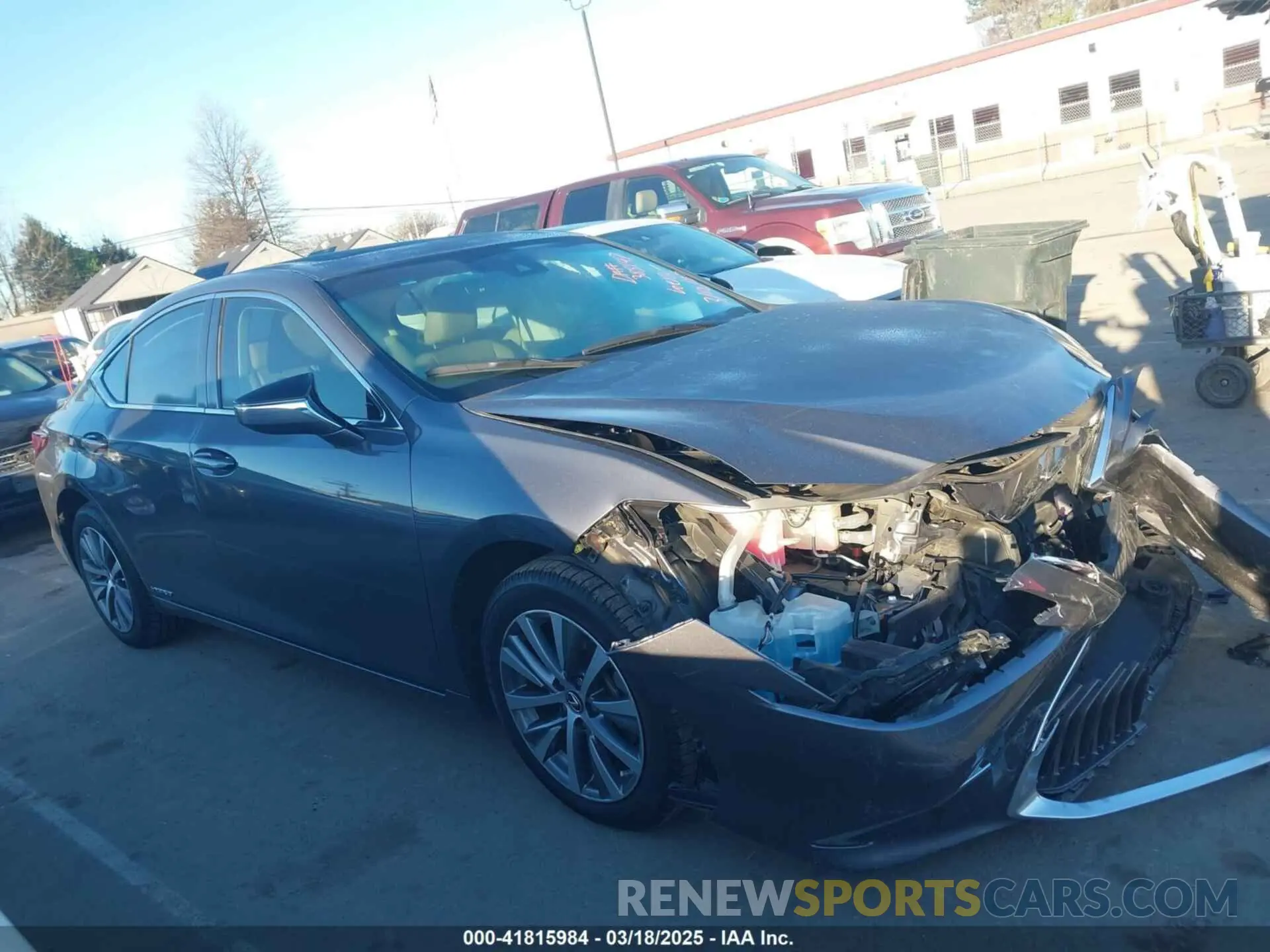 13 Photograph of a damaged car 58ADA1C1XMU001121 LEXUS ES 300H 2021