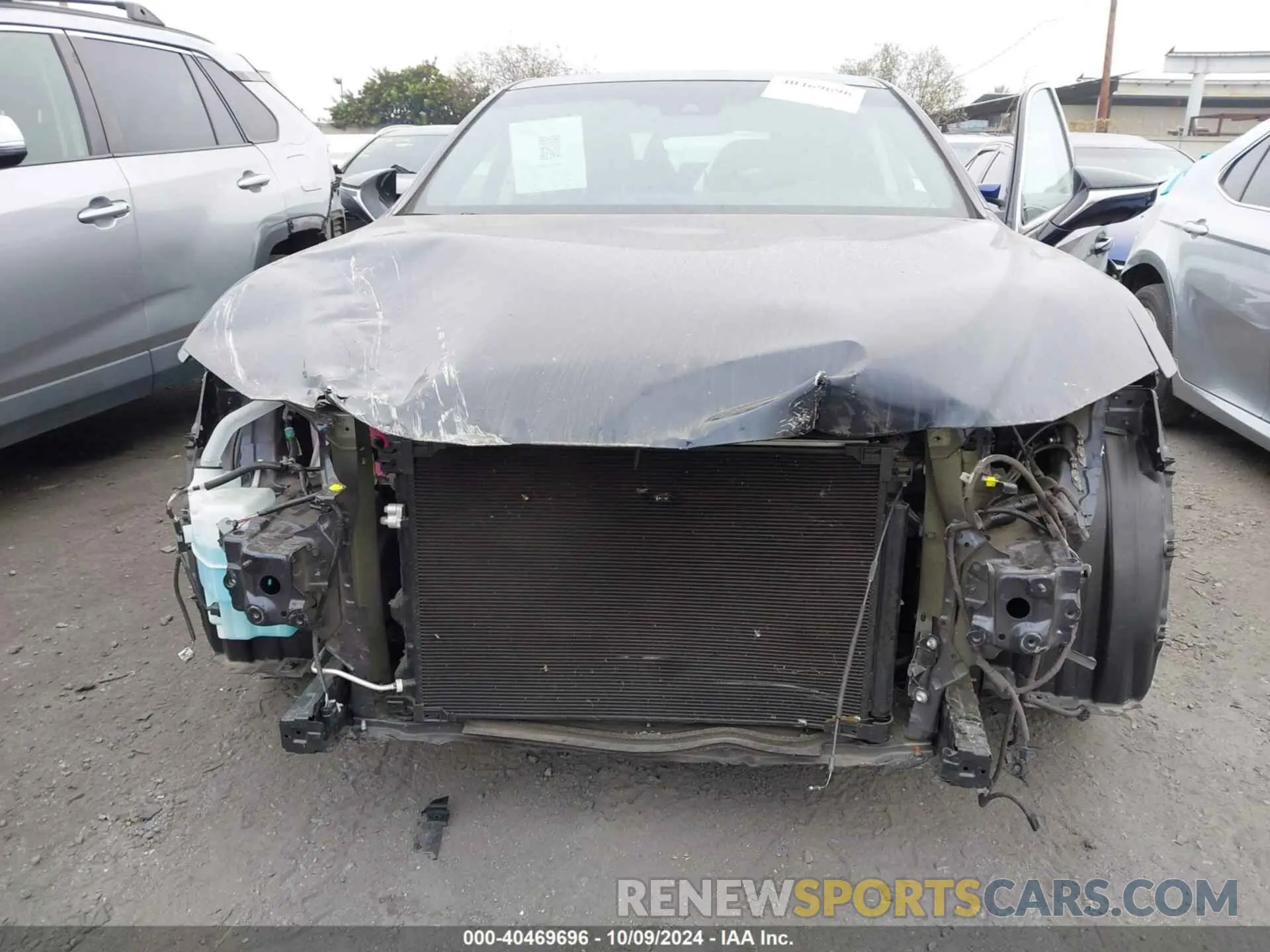 13 Photograph of a damaged car 58AEA1C10MU002069 LEXUS ES 300H 2021