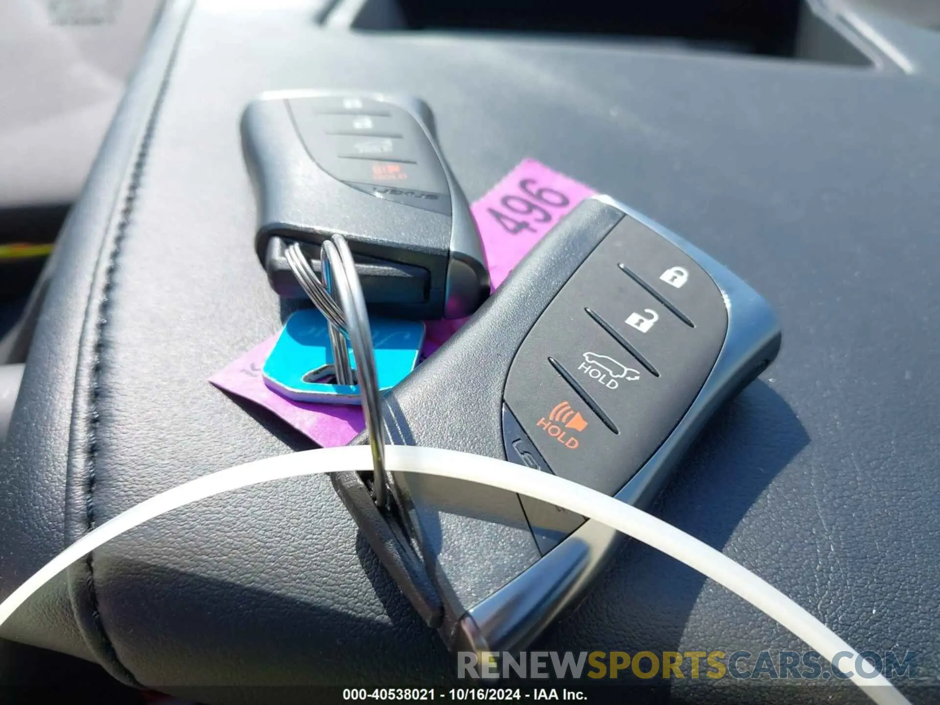11 Photograph of a damaged car 58AFA1C13MU010462 LEXUS ES 300H 2021