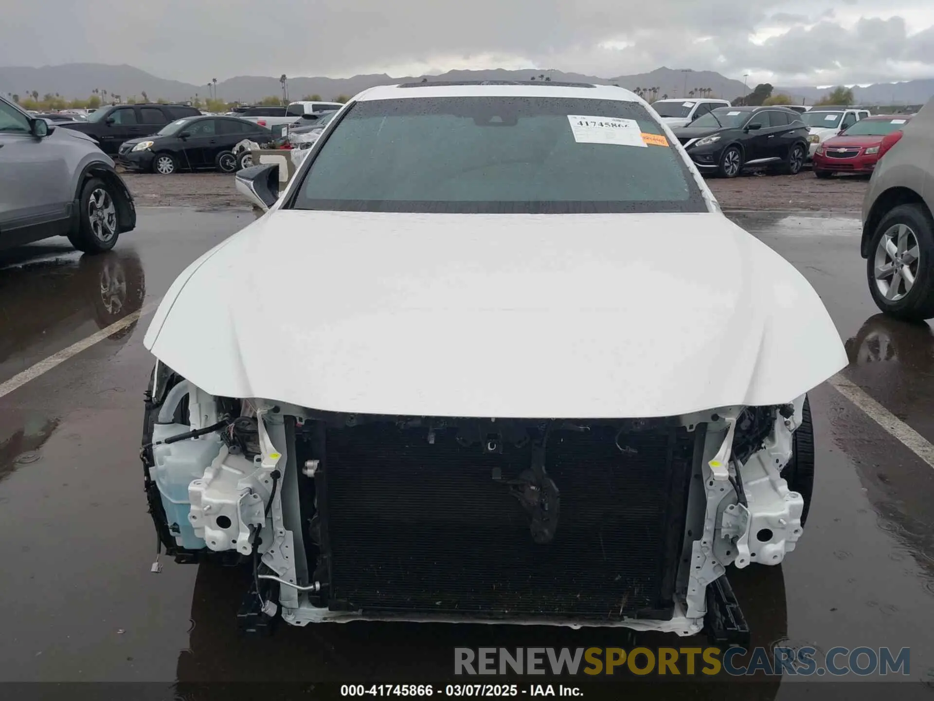 13 Photograph of a damaged car 58ADA1C11NU021128 LEXUS ES 300H 2022