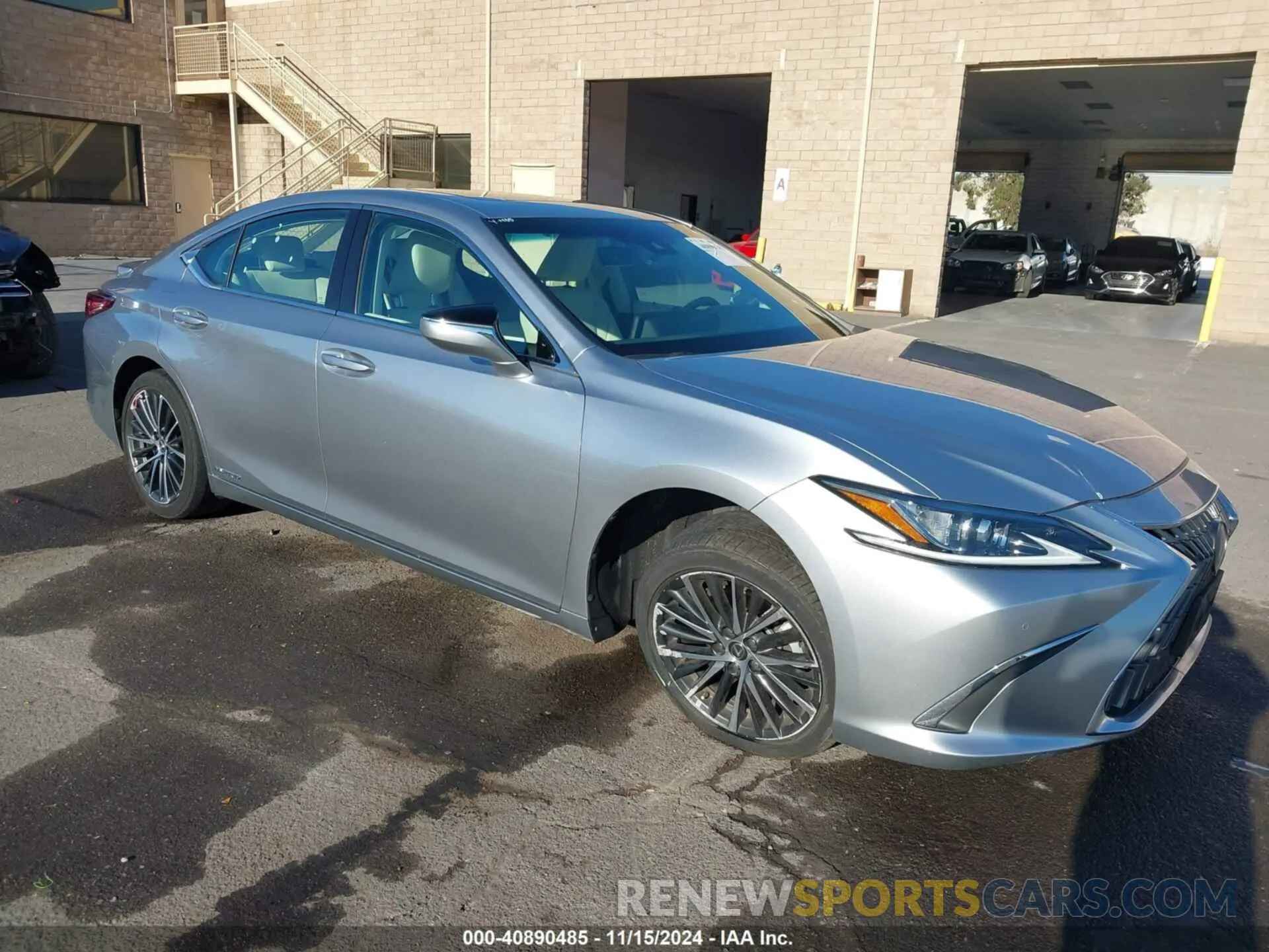 1 Photograph of a damaged car 58ADA1C15NU016353 LEXUS ES 300H 2022