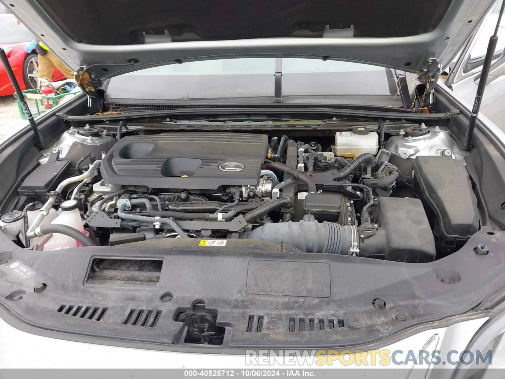 10 Photograph of a damaged car 58ADA1C1XNU015697 LEXUS ES 300H 2022