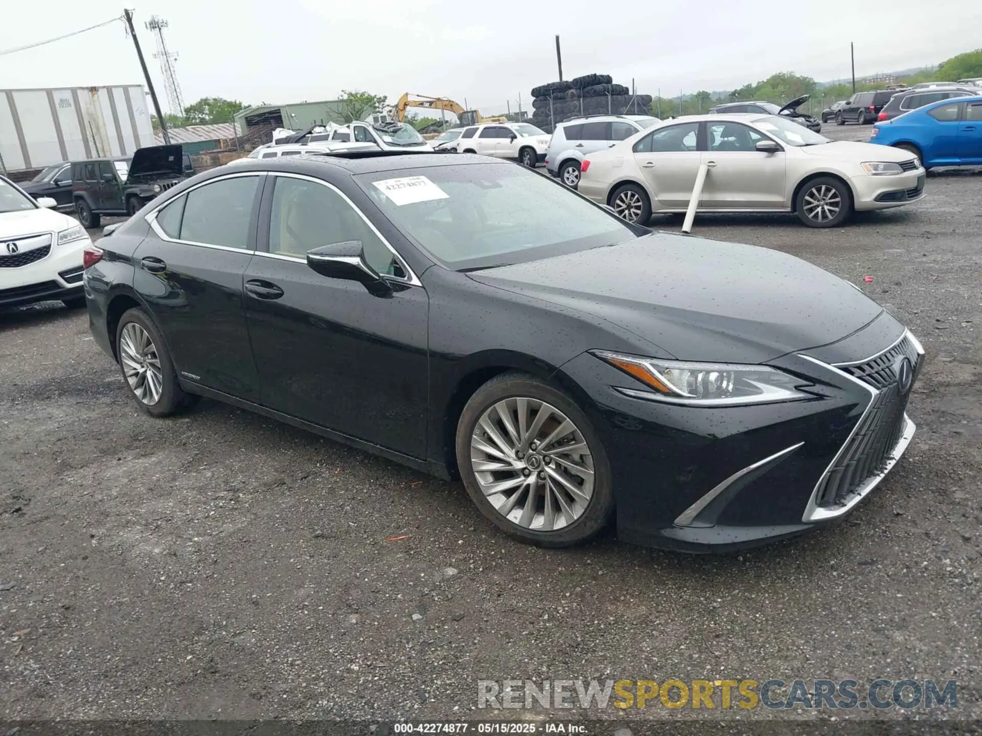 1 Photograph of a damaged car 58AEA1C19NU025142 LEXUS ES 300H 2022