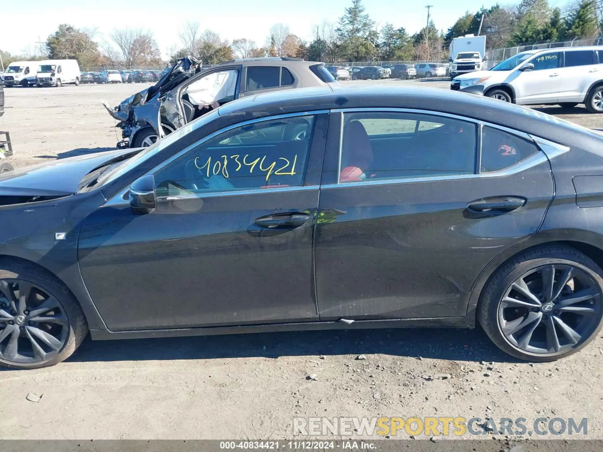 14 Photograph of a damaged car 58ABA1C10PU035466 LEXUS ES 300H 2023