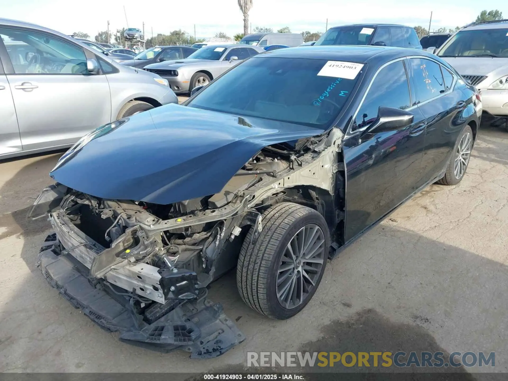 2 Photograph of a damaged car 58ADA1C10PU026937 LEXUS ES 300H 2023