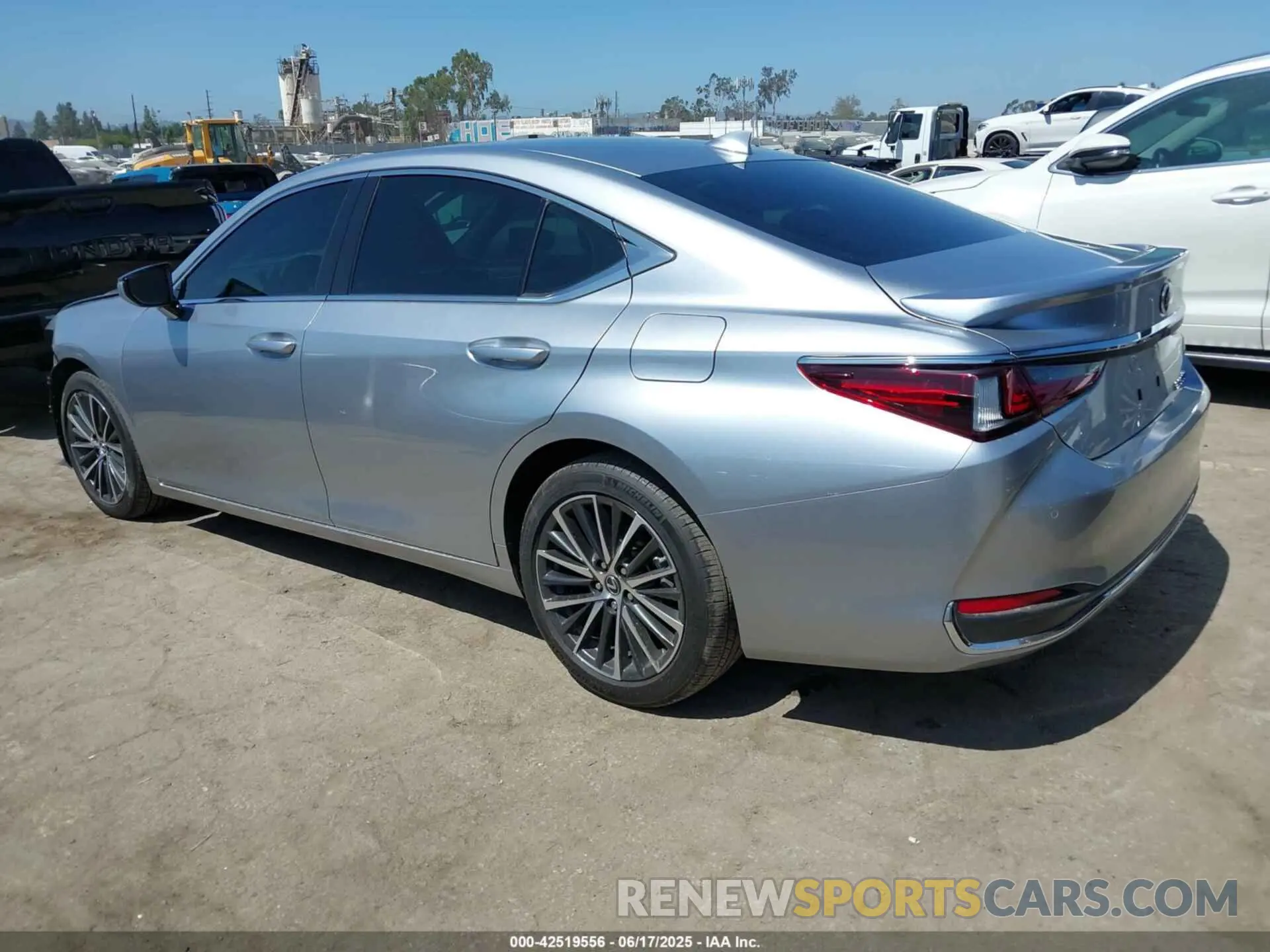 3 Photograph of a damaged car 58ADA1C12PU035669 LEXUS ES 300H 2023