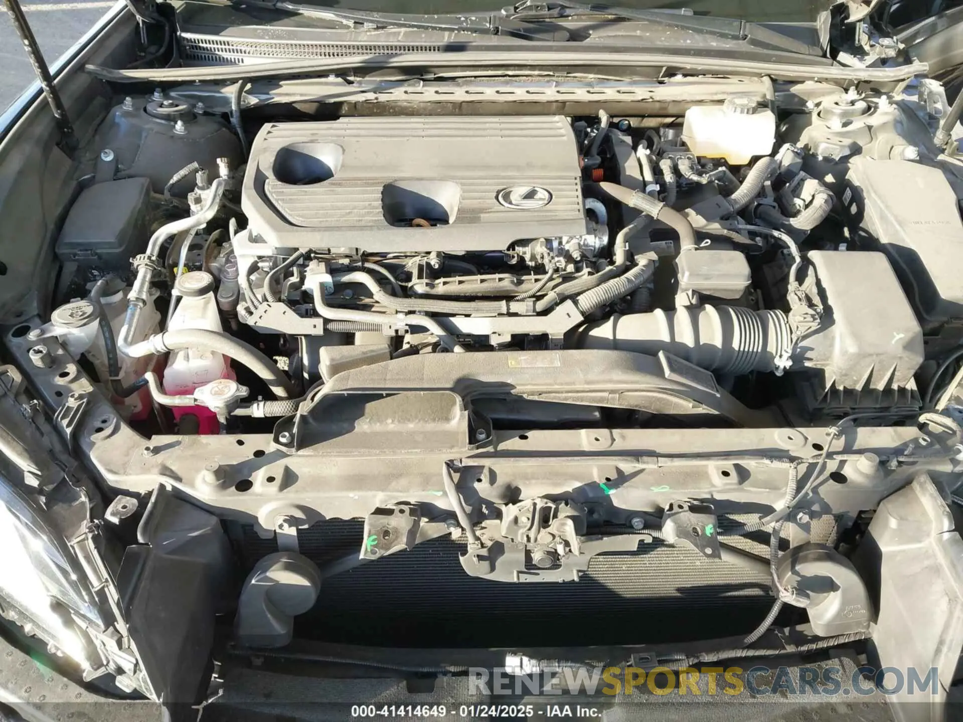 10 Photograph of a damaged car 58ADA1C13PU033123 LEXUS ES 300H 2023