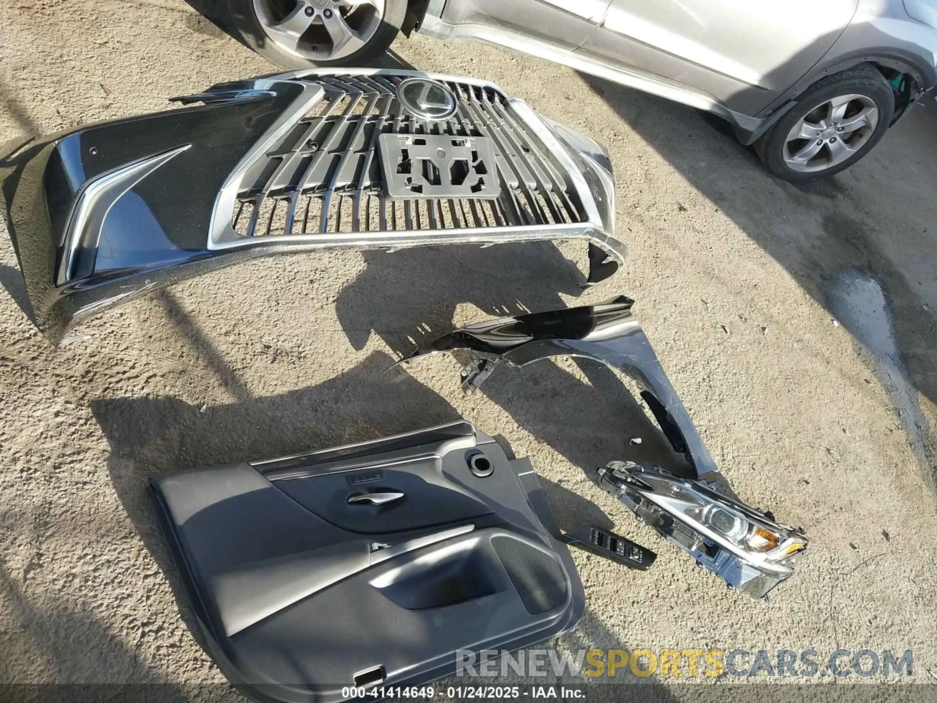 12 Photograph of a damaged car 58ADA1C13PU033123 LEXUS ES 300H 2023