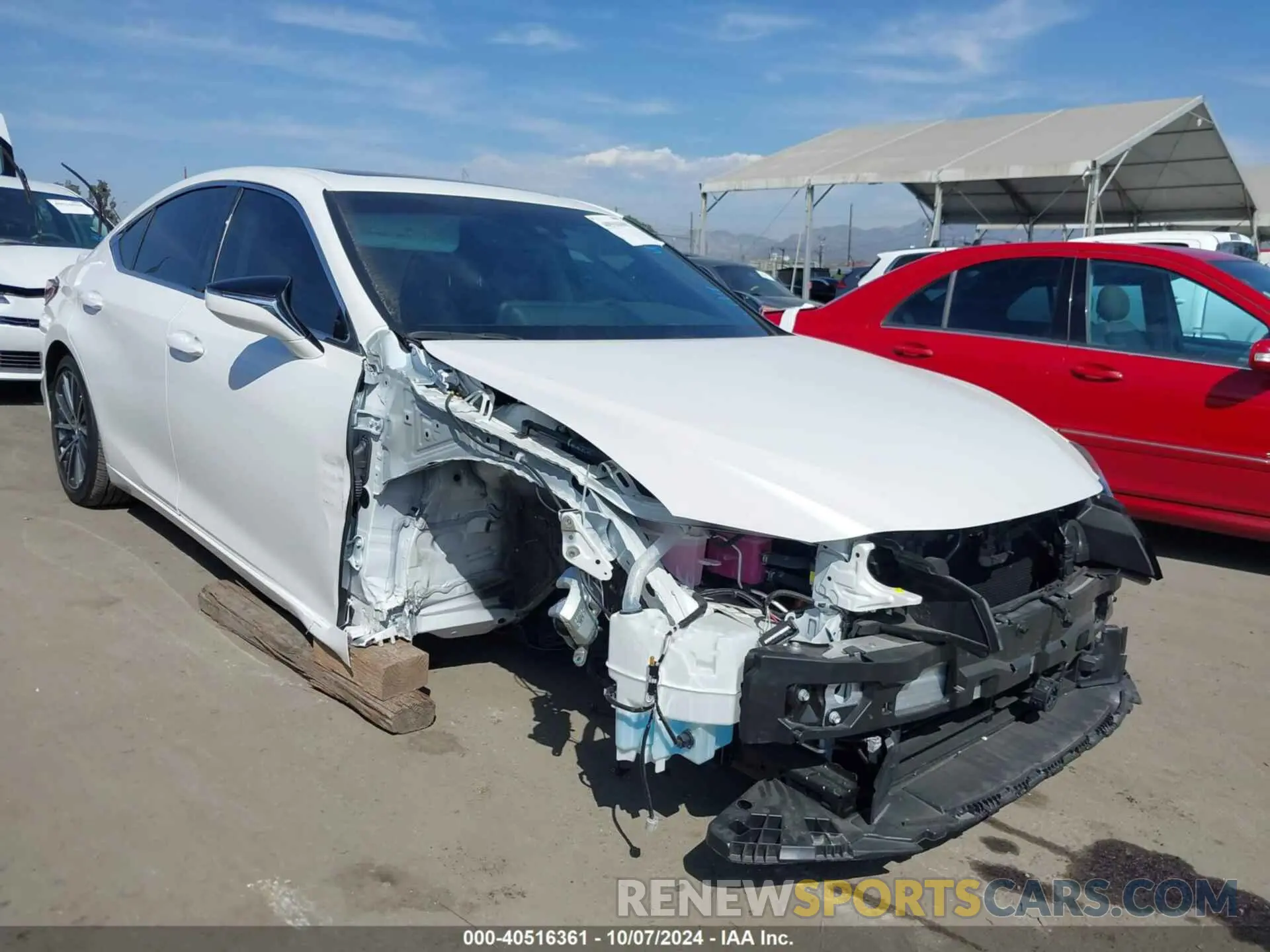 1 Photograph of a damaged car 58ADA1C14PU034863 LEXUS ES 300H 2023