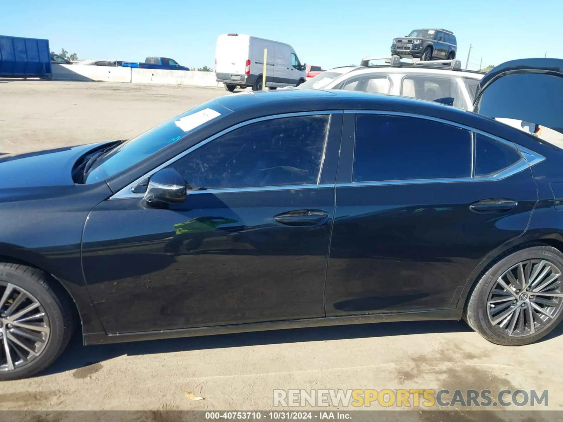 14 Photograph of a damaged car 58ADA1C15PU034435 LEXUS ES 300H 2023