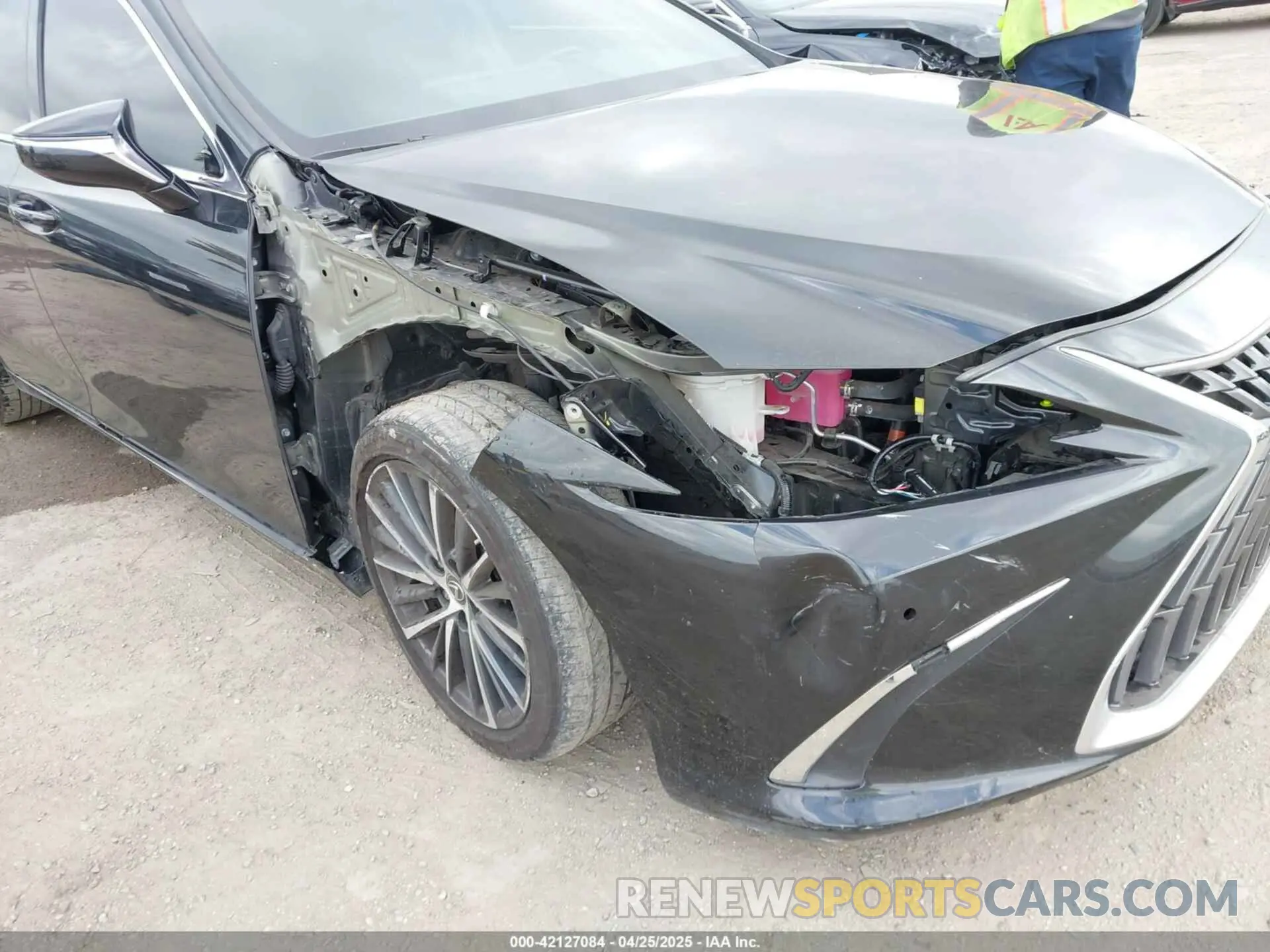6 Photograph of a damaged car 58ADA1C19PU030176 LEXUS ES 300H 2023