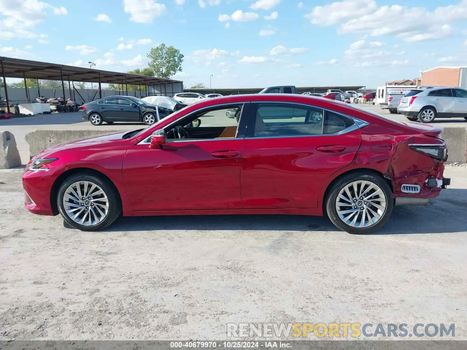 14 Photograph of a damaged car 58AFA1C18PU032753 LEXUS ES 300H 2023