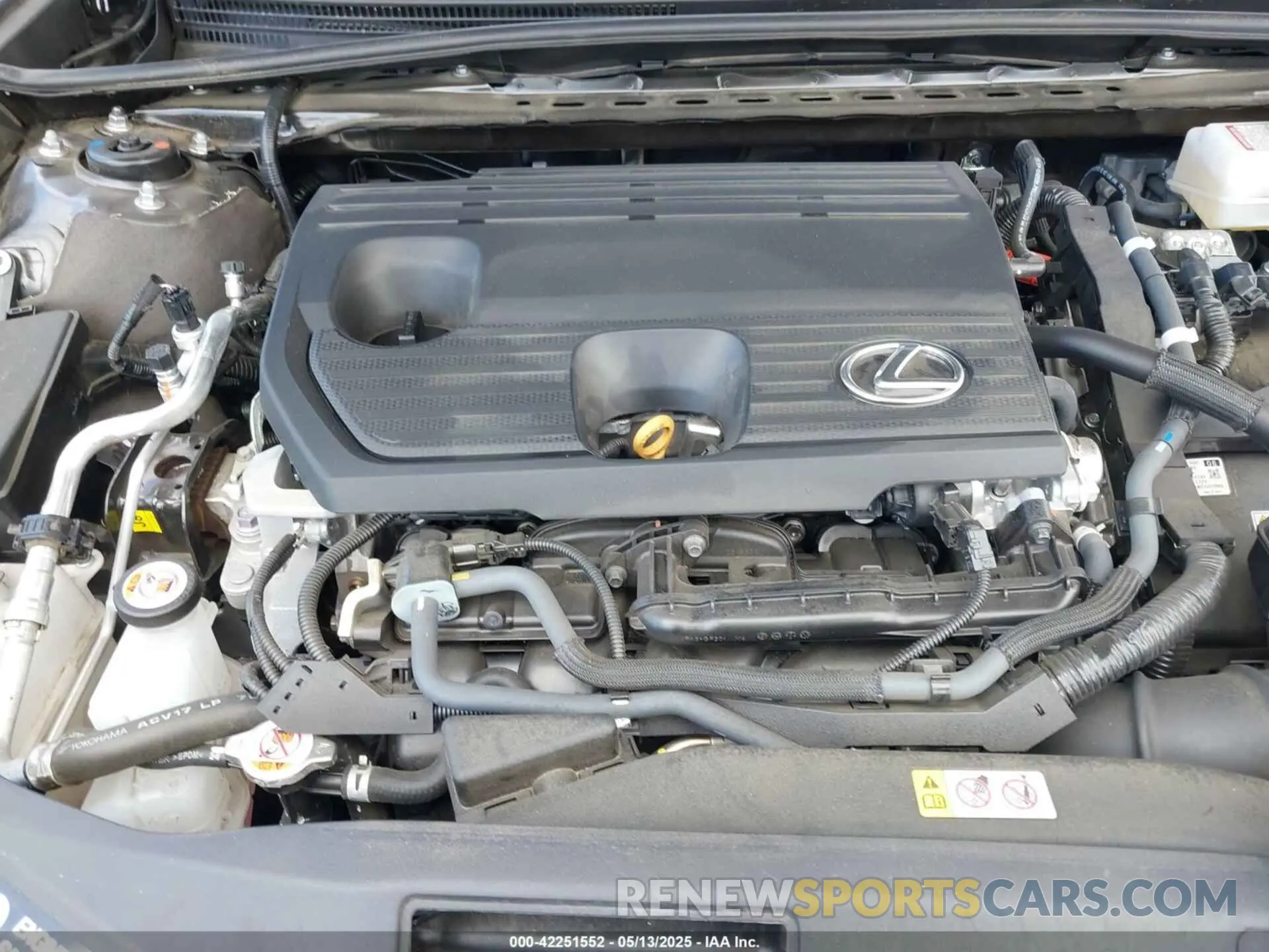 10 Photograph of a damaged car 58ADA1C11RU045547 LEXUS ES 300H 2024