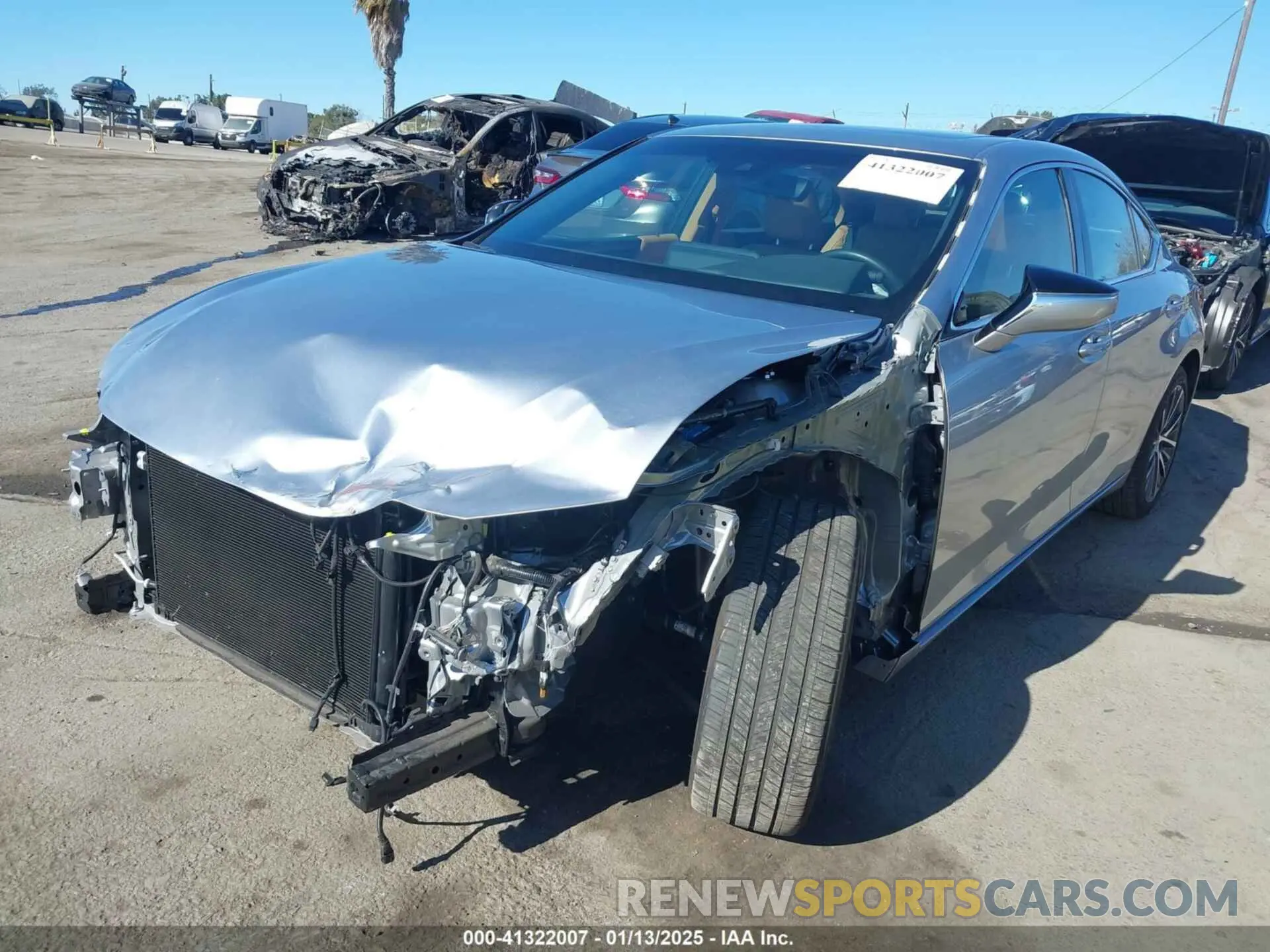 2 Photograph of a damaged car 58ADA1C12RU042009 LEXUS ES 300H 2024