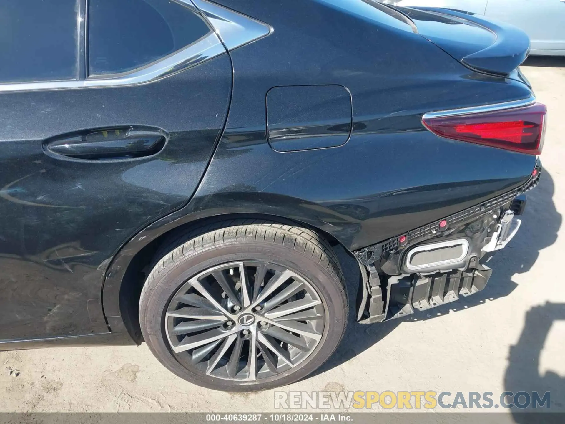 20 Photograph of a damaged car 58ADA1C12RU046397 LEXUS ES 300H 2024