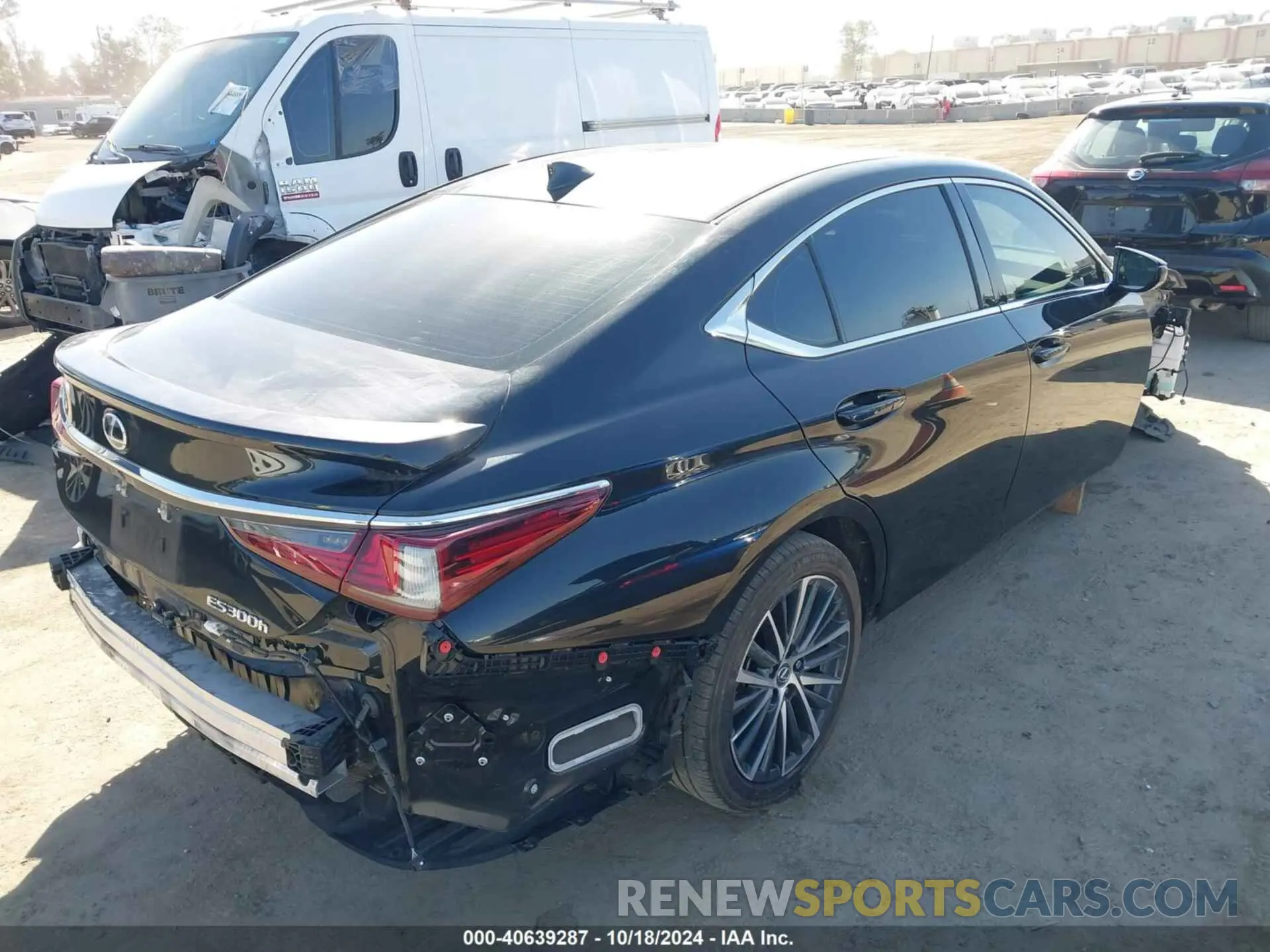 4 Photograph of a damaged car 58ADA1C12RU046397 LEXUS ES 300H 2024