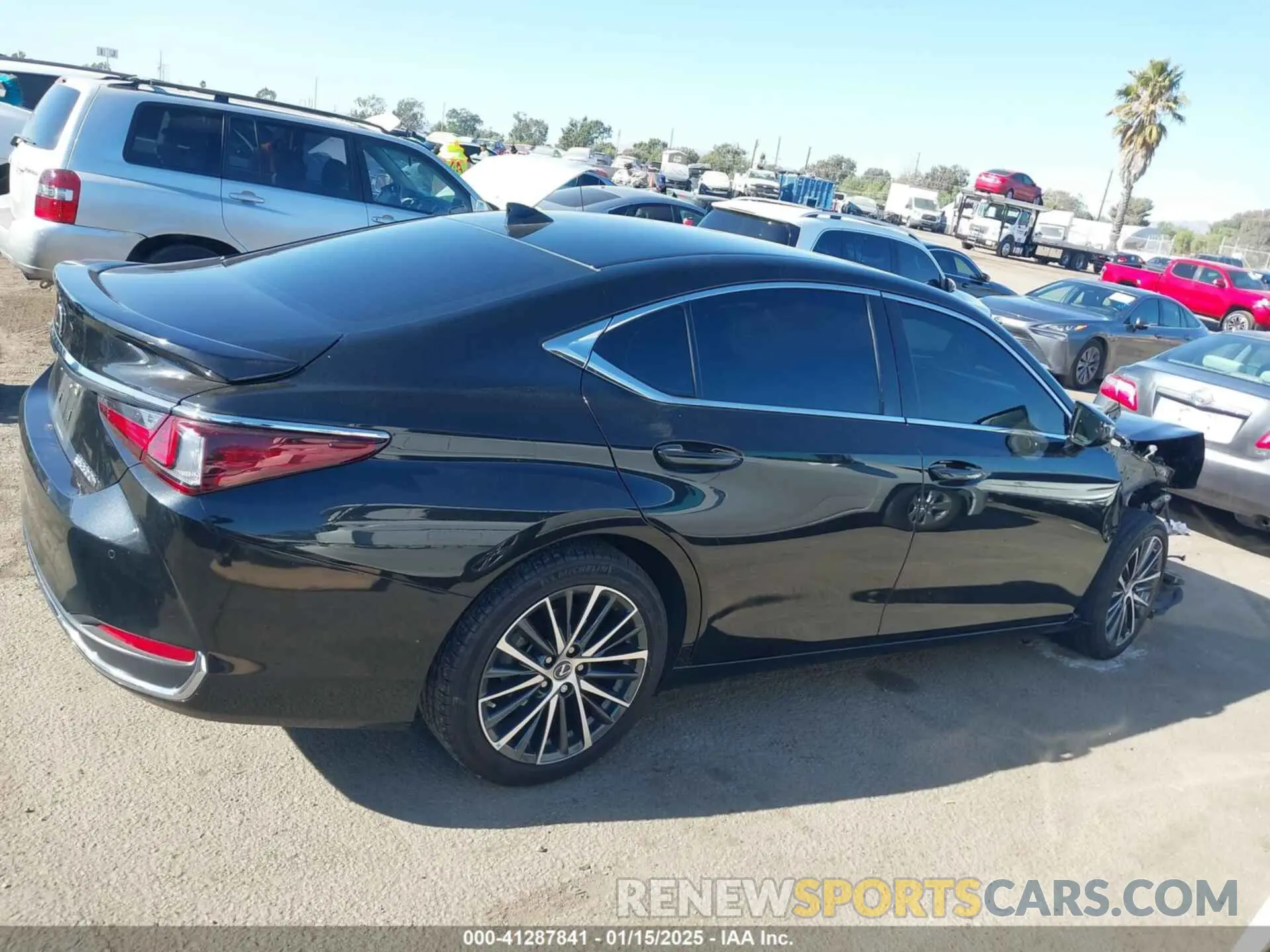 13 Photograph of a damaged car 58ADA1C14RU037460 LEXUS ES 300H 2024