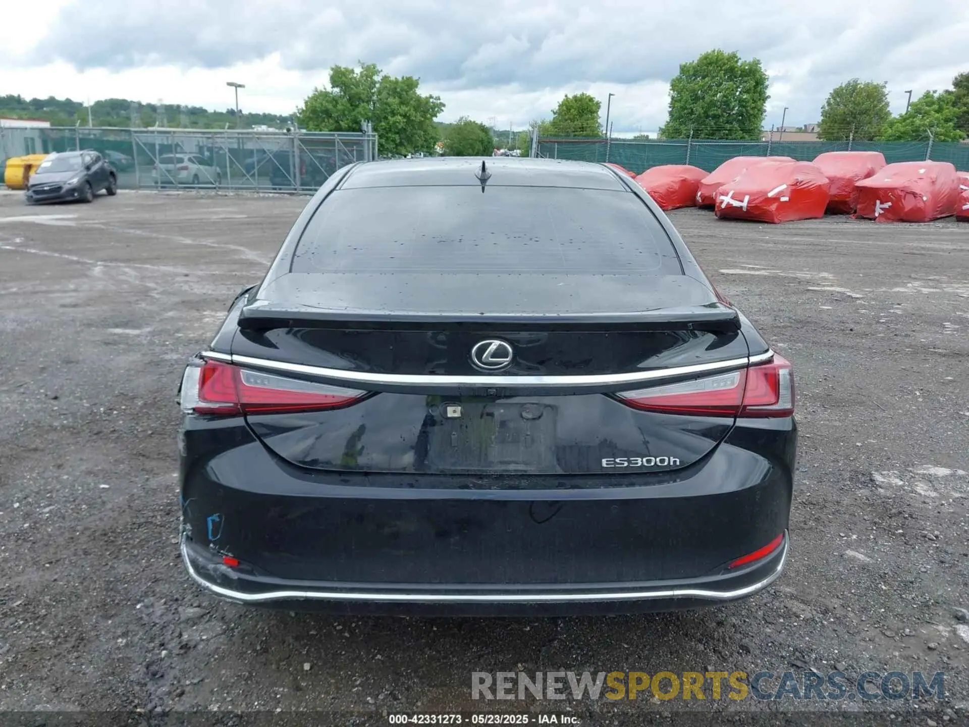 15 Photograph of a damaged car 58ADA1C15RU037967 LEXUS ES 300H 2024