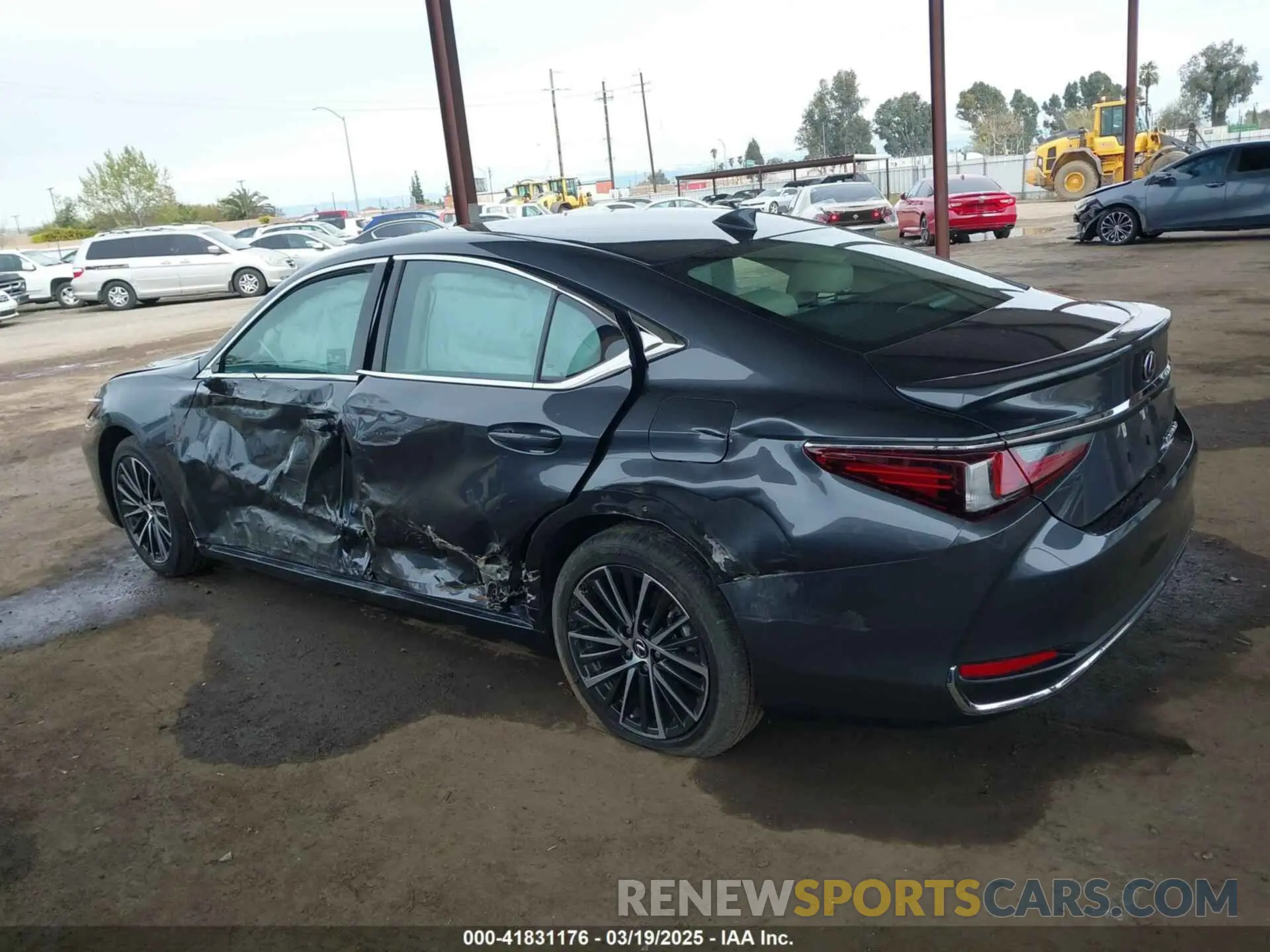 14 Photograph of a damaged car 58ADA1C15RU050623 LEXUS ES 300H 2024