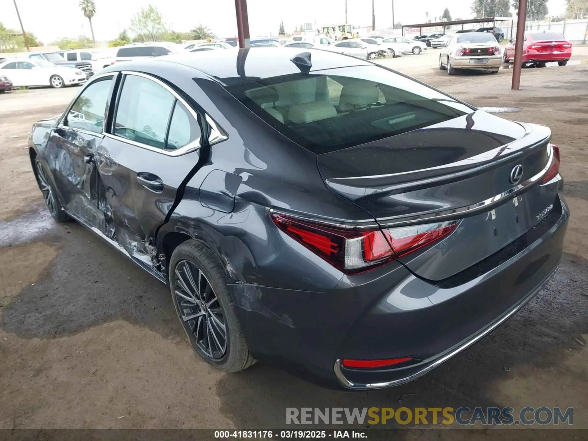 3 Photograph of a damaged car 58ADA1C15RU050623 LEXUS ES 300H 2024