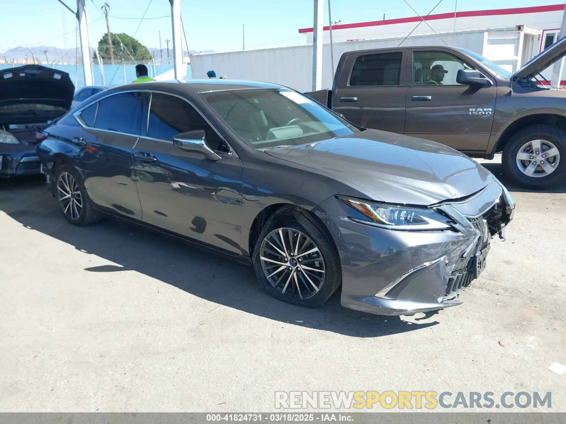 1 Photograph of a damaged car 58ADA1C17RU044211 LEXUS ES 300H 2024