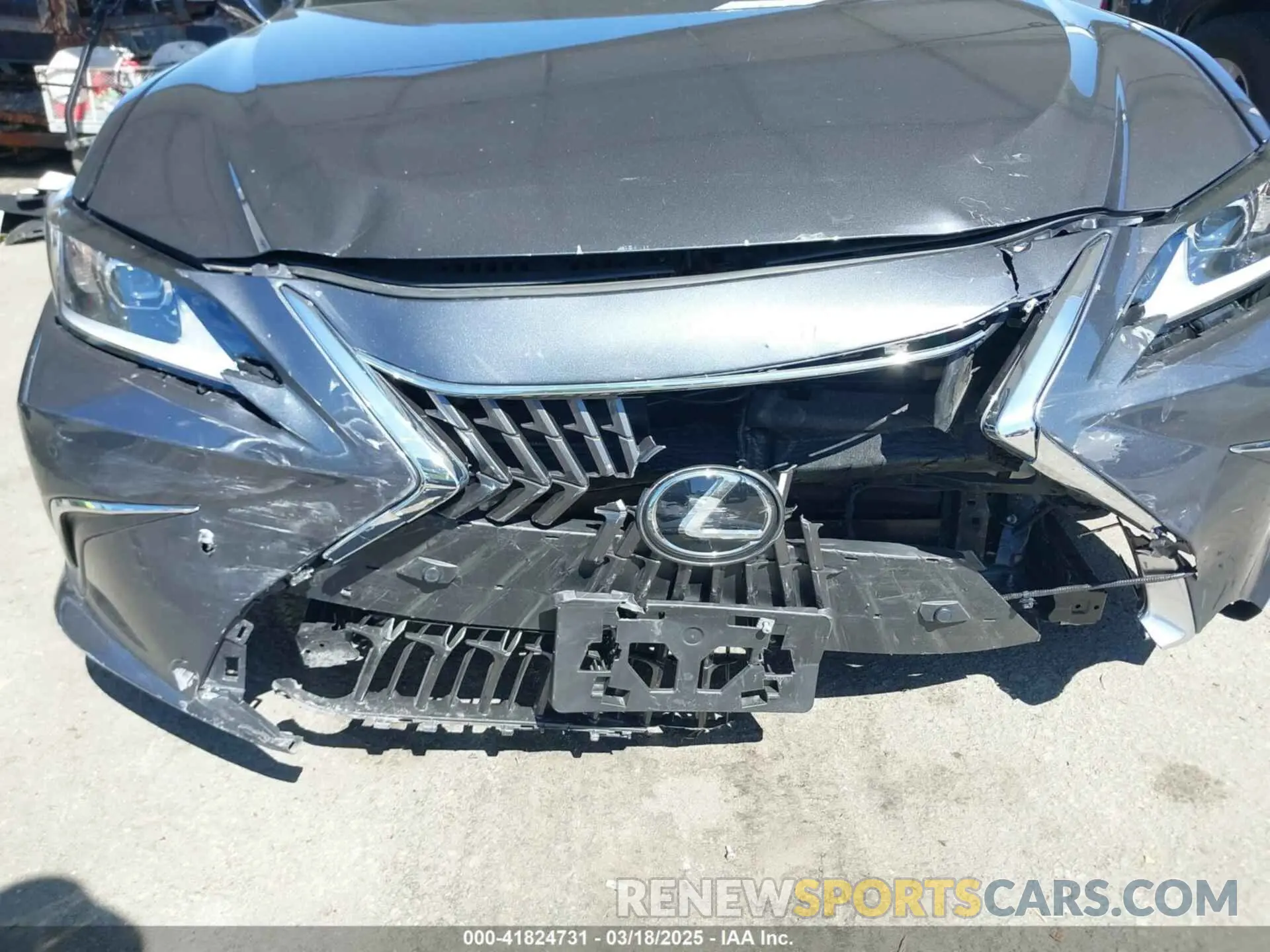 6 Photograph of a damaged car 58ADA1C17RU044211 LEXUS ES 300H 2024