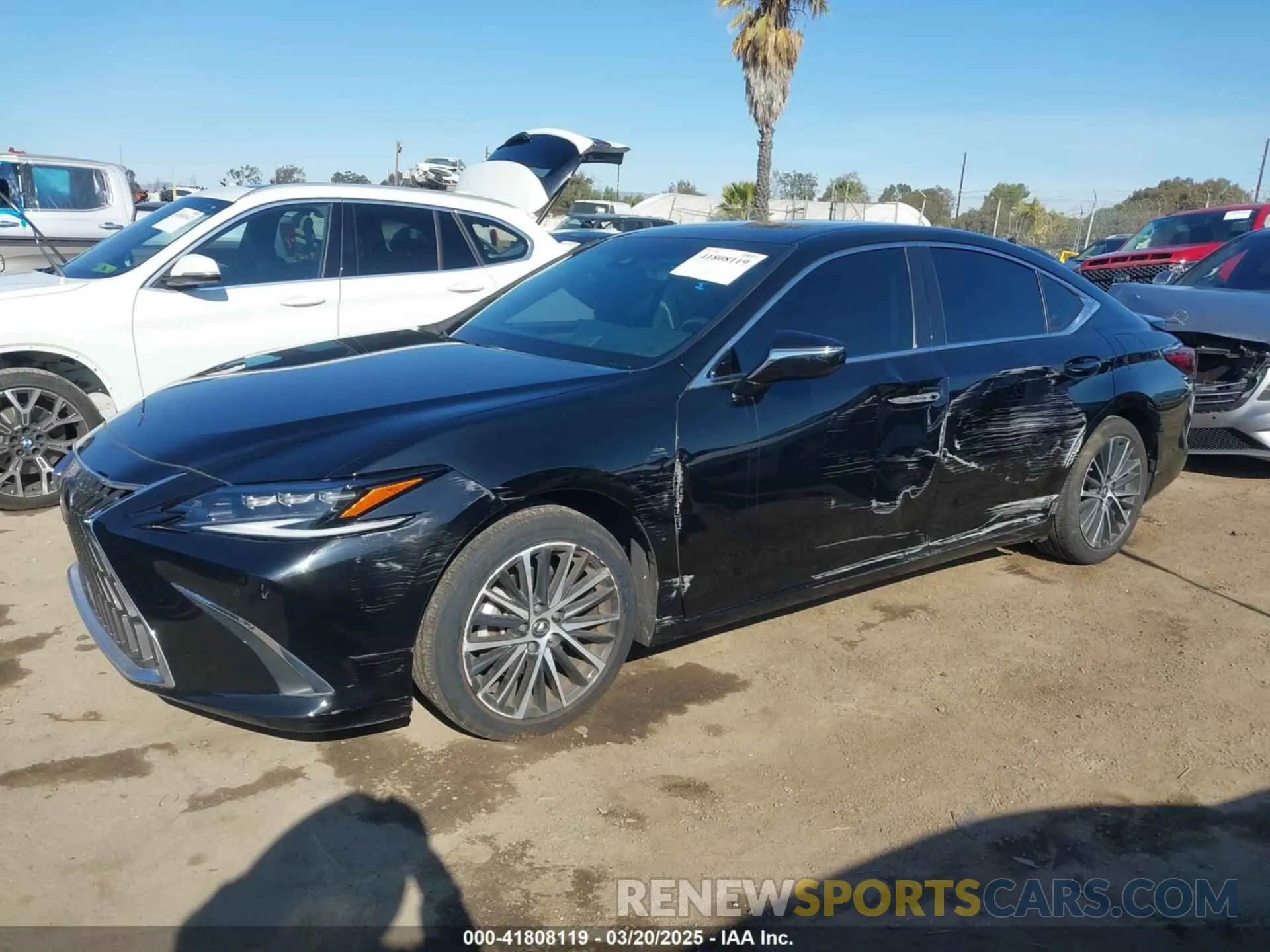 14 Photograph of a damaged car 58ADA1C1XRU041495 LEXUS ES 300H 2024