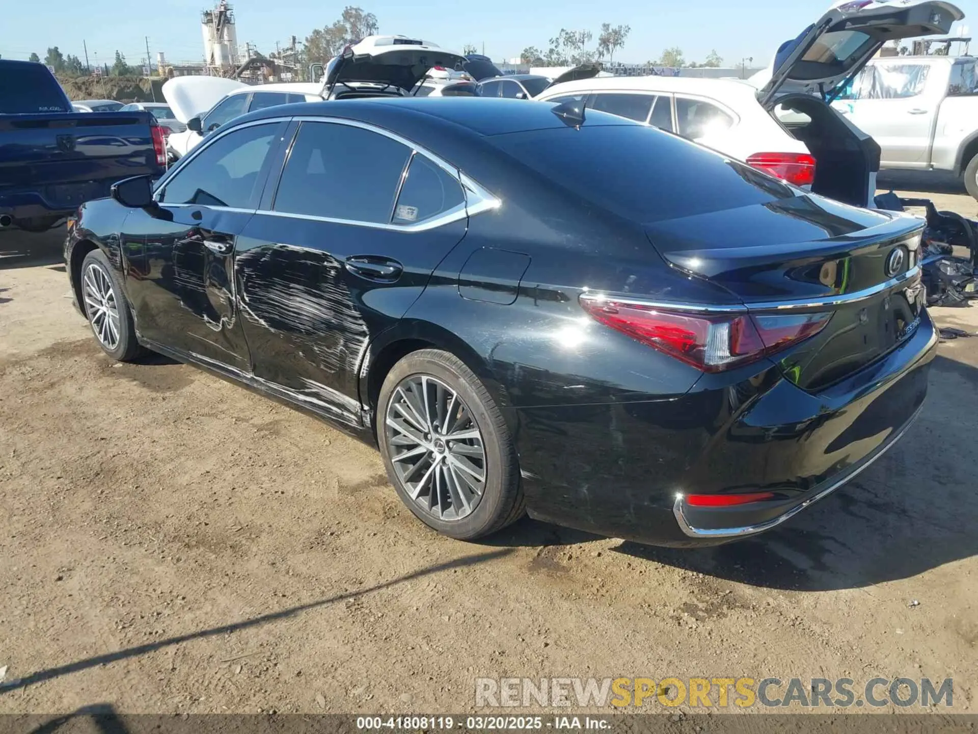 3 Photograph of a damaged car 58ADA1C1XRU041495 LEXUS ES 300H 2024