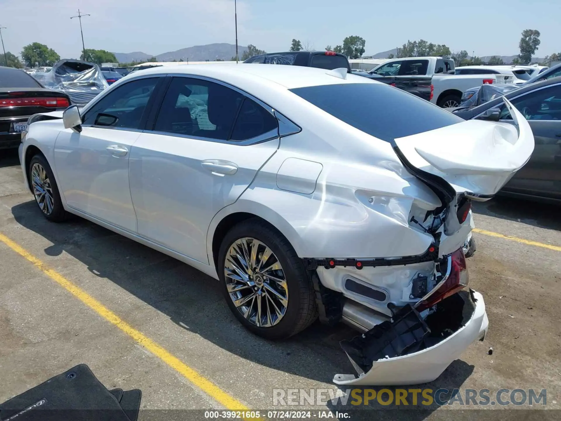 3 Photograph of a damaged car 58AEA1C10RU050999 LEXUS ES 300H 2024