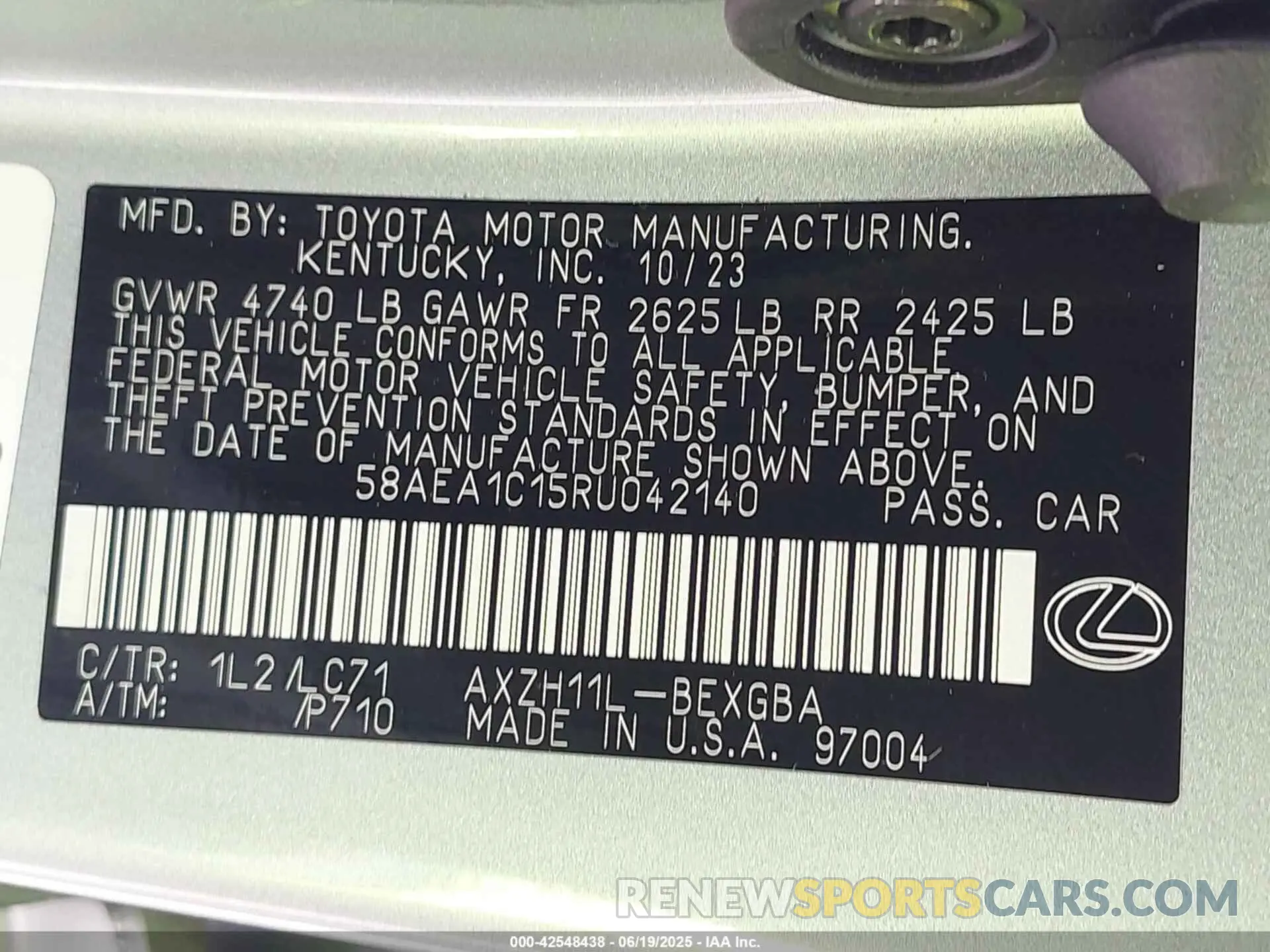 9 Photograph of a damaged car 58AEA1C15RU042140 LEXUS ES 300H 2024