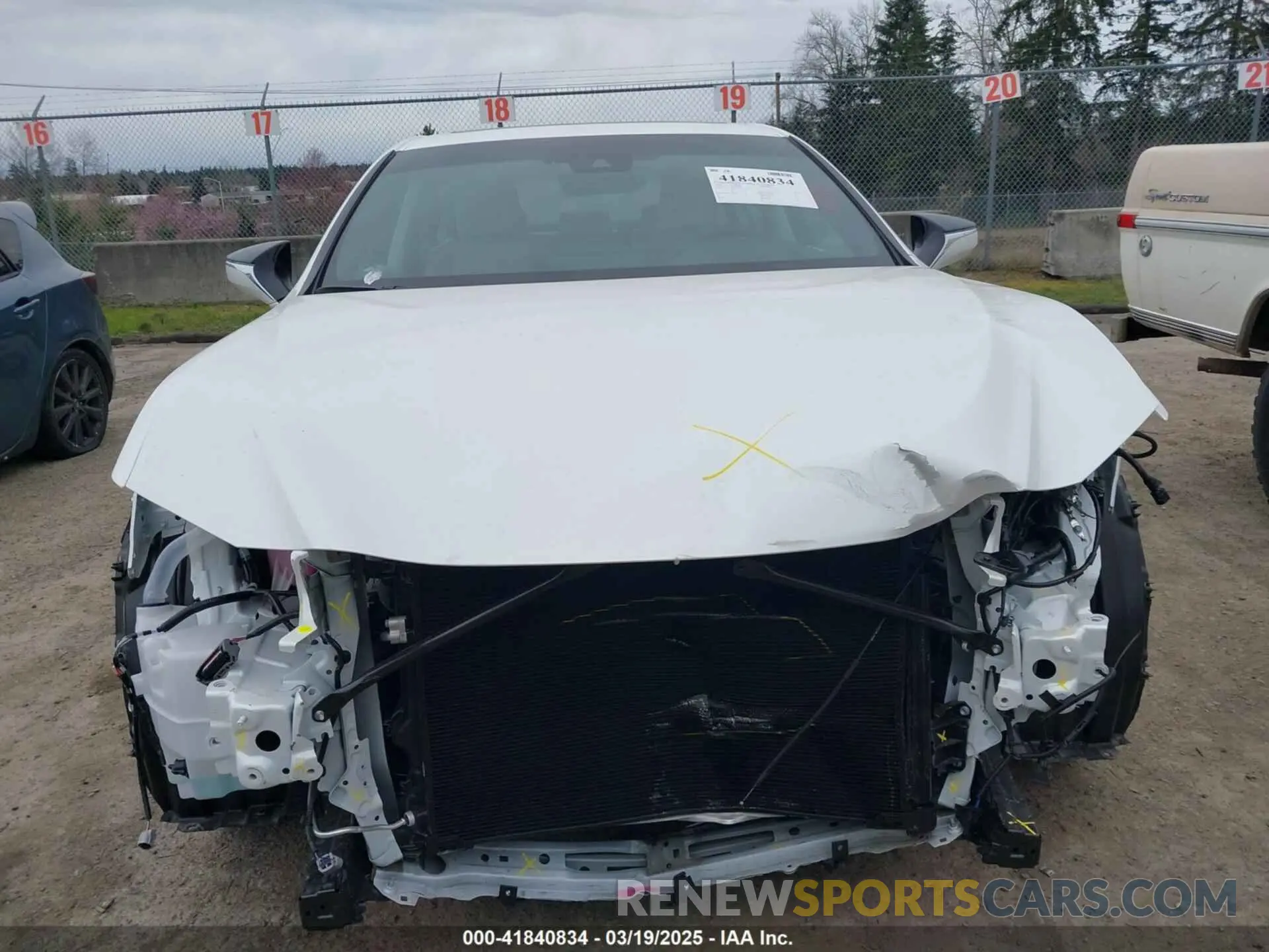13 Photograph of a damaged car 58ADA1C11SU058997 LEXUS ES 300H 2025