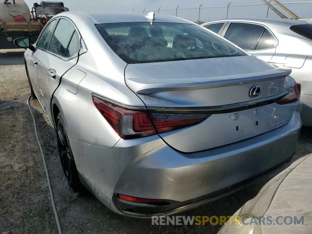 6 Photograph of a damaged car 58ABA1C18PU035103 LEXUS ES 300H F 2023