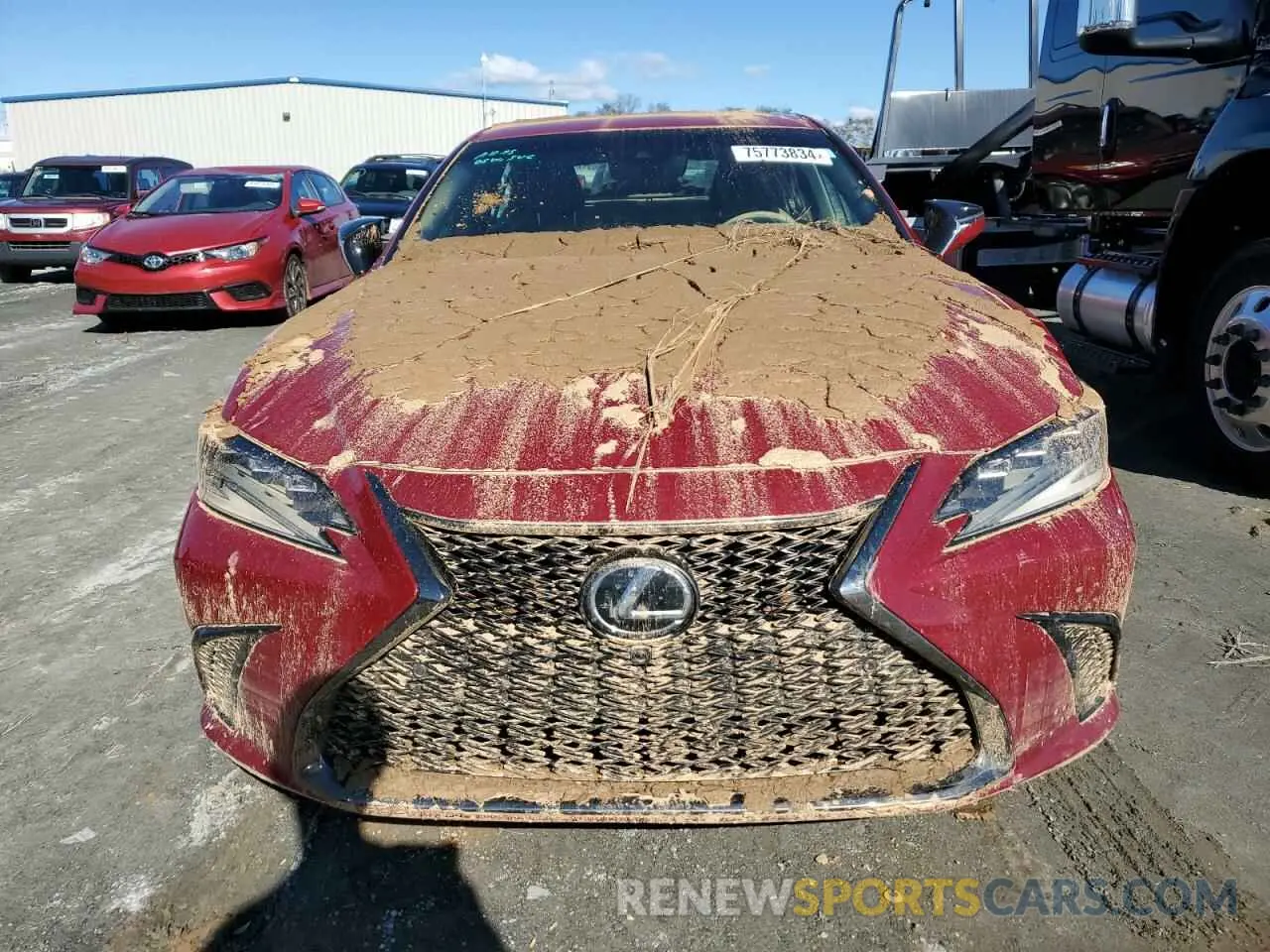 5 Photograph of a damaged car 58ABA1C19RU037316 LEXUS ES 300H F 2024